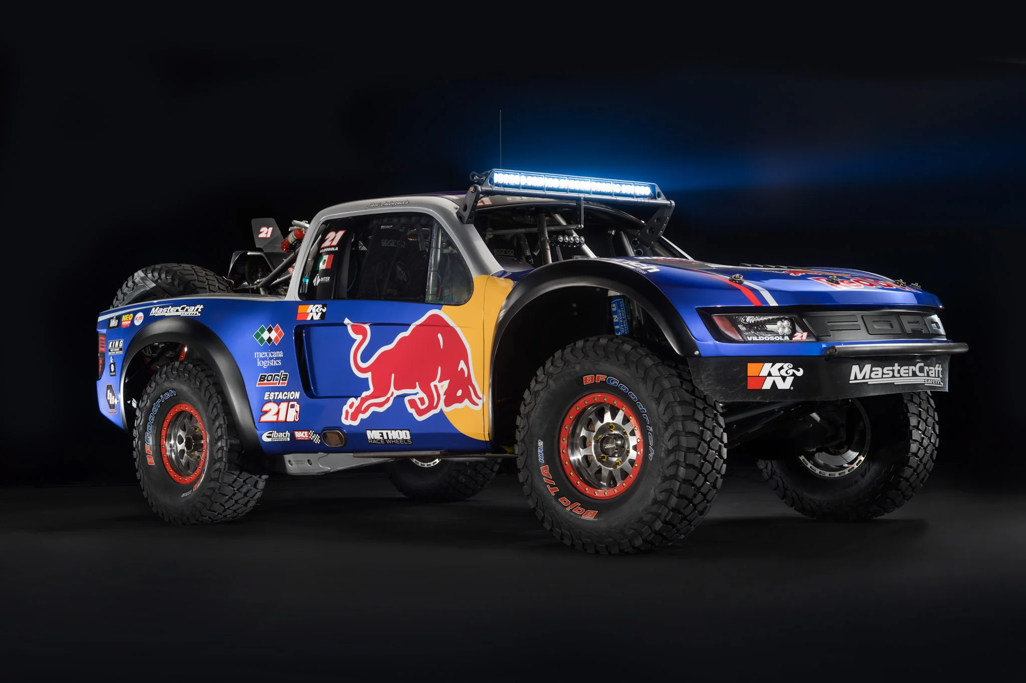 Tavo Vildosola Trophy Truck Heroes-03.jpg