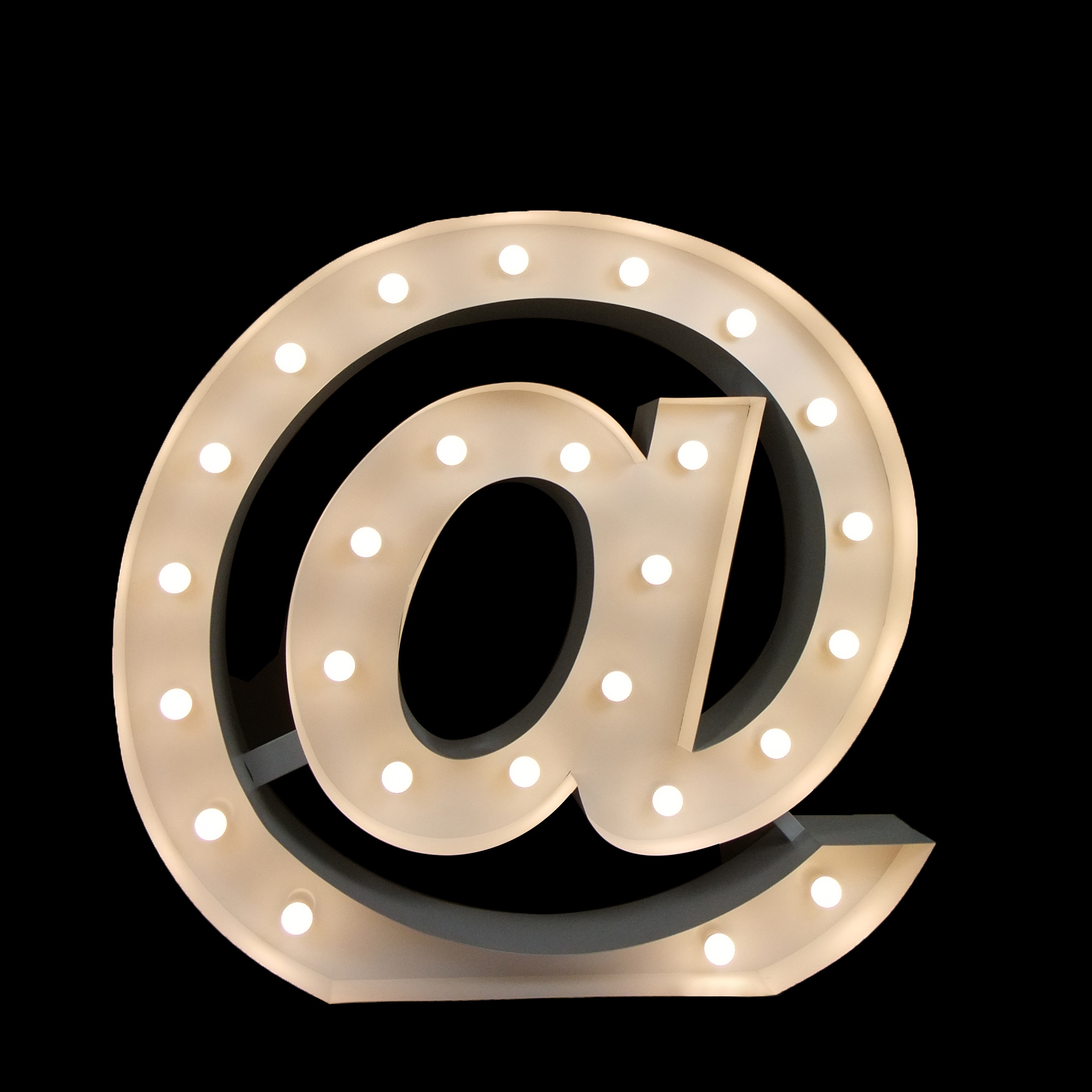 light up letters byron bay