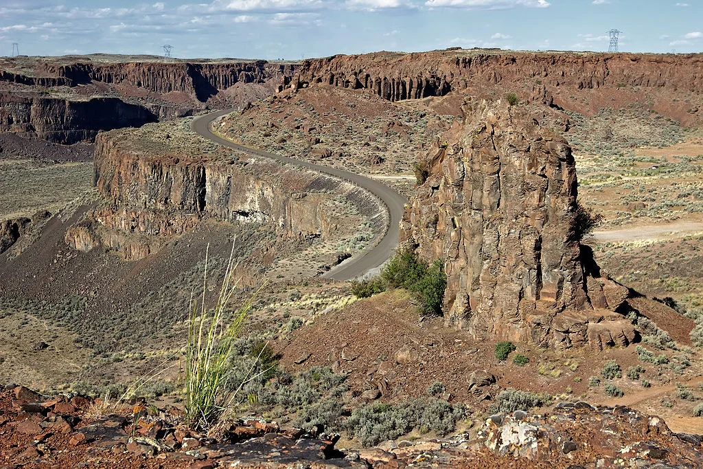 Just the drive in offers stunning views of the Basalt Pillars that erupt out of the landscape. © Steven Pavlov / http://commons.wikimedia.org/wiki/User:Senapa