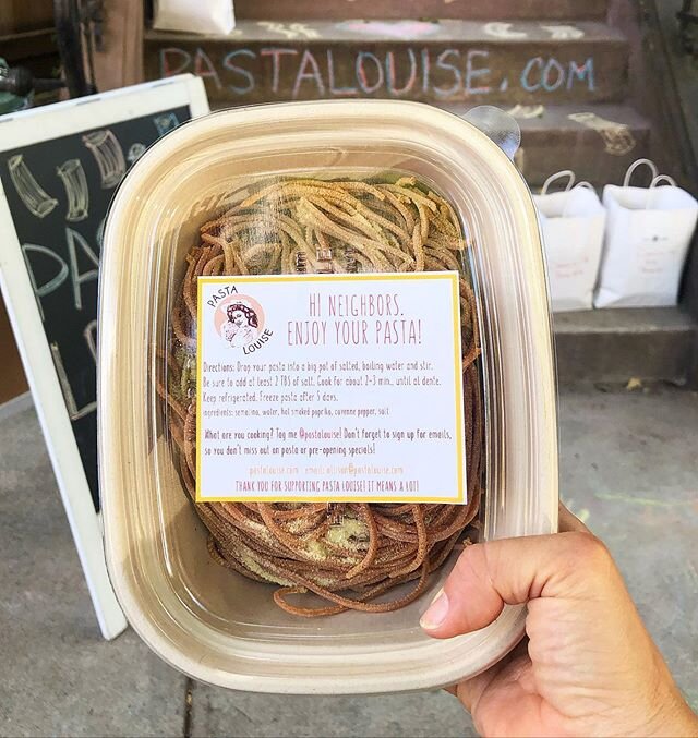 Hiya Pasta People! Are you following my pasta-making over at @pastalouise?? Here&rsquo;s a glimpse at my spicy chitarra. It&rsquo;s a smoky, spicy paprika pasta that pairs great with fresh herbs, olive oil, grated manchego and fancy salt...
And guys!