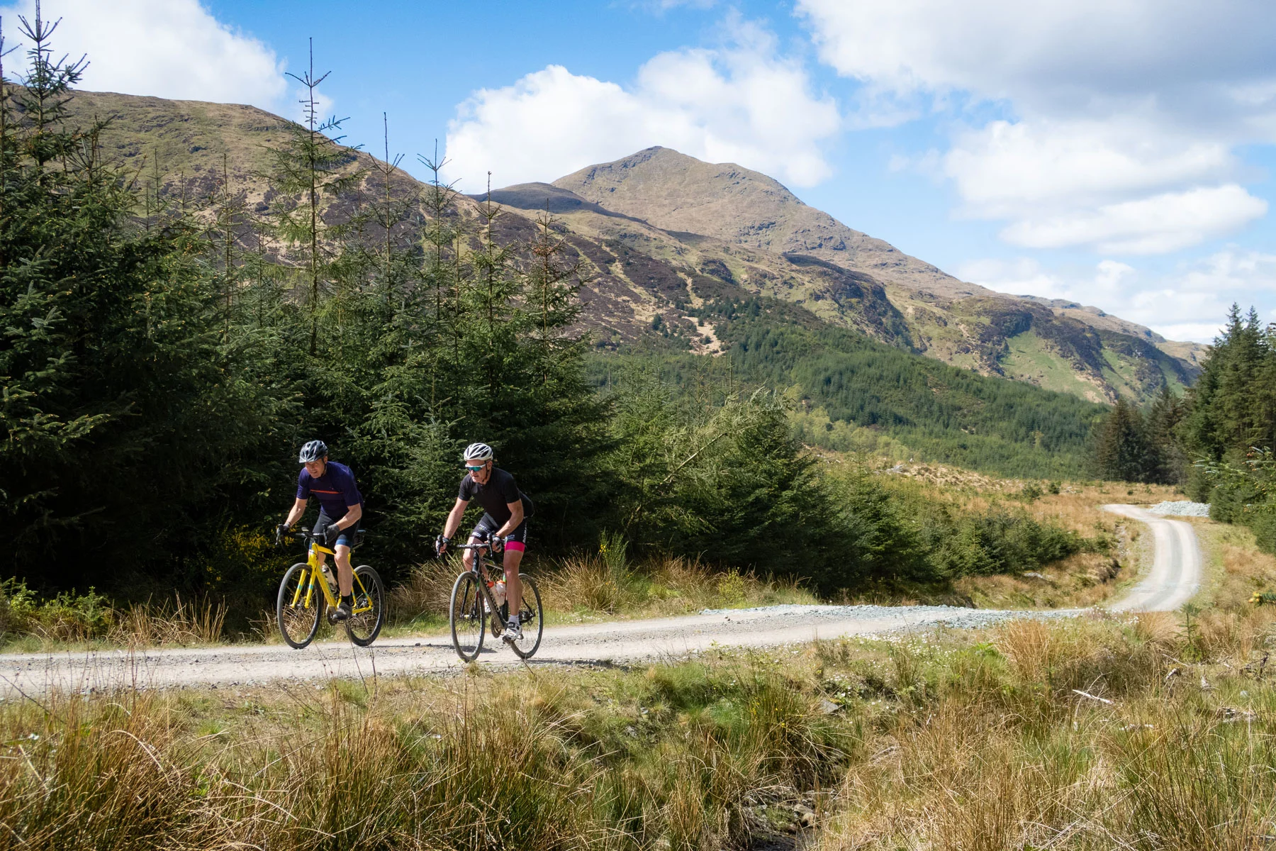 A couple more locals, Norman Gillan (Aberfoyle) and Peter Stewart (Ruskie) enjoying some of the views that our route shows off.
