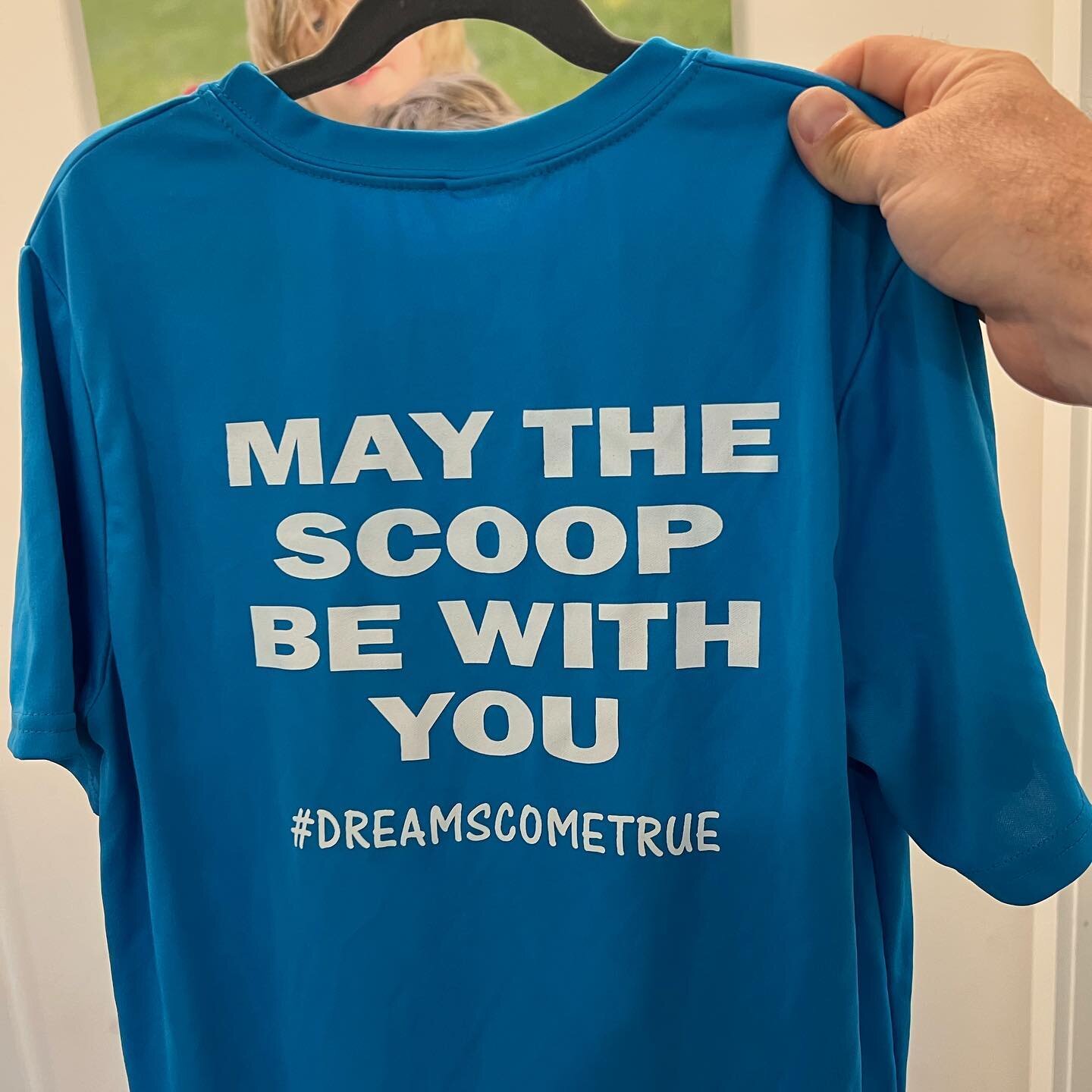 May The Scoop Be With You! 🥍💙

#starwars #maythe4thbewithyou #scoopthereitis