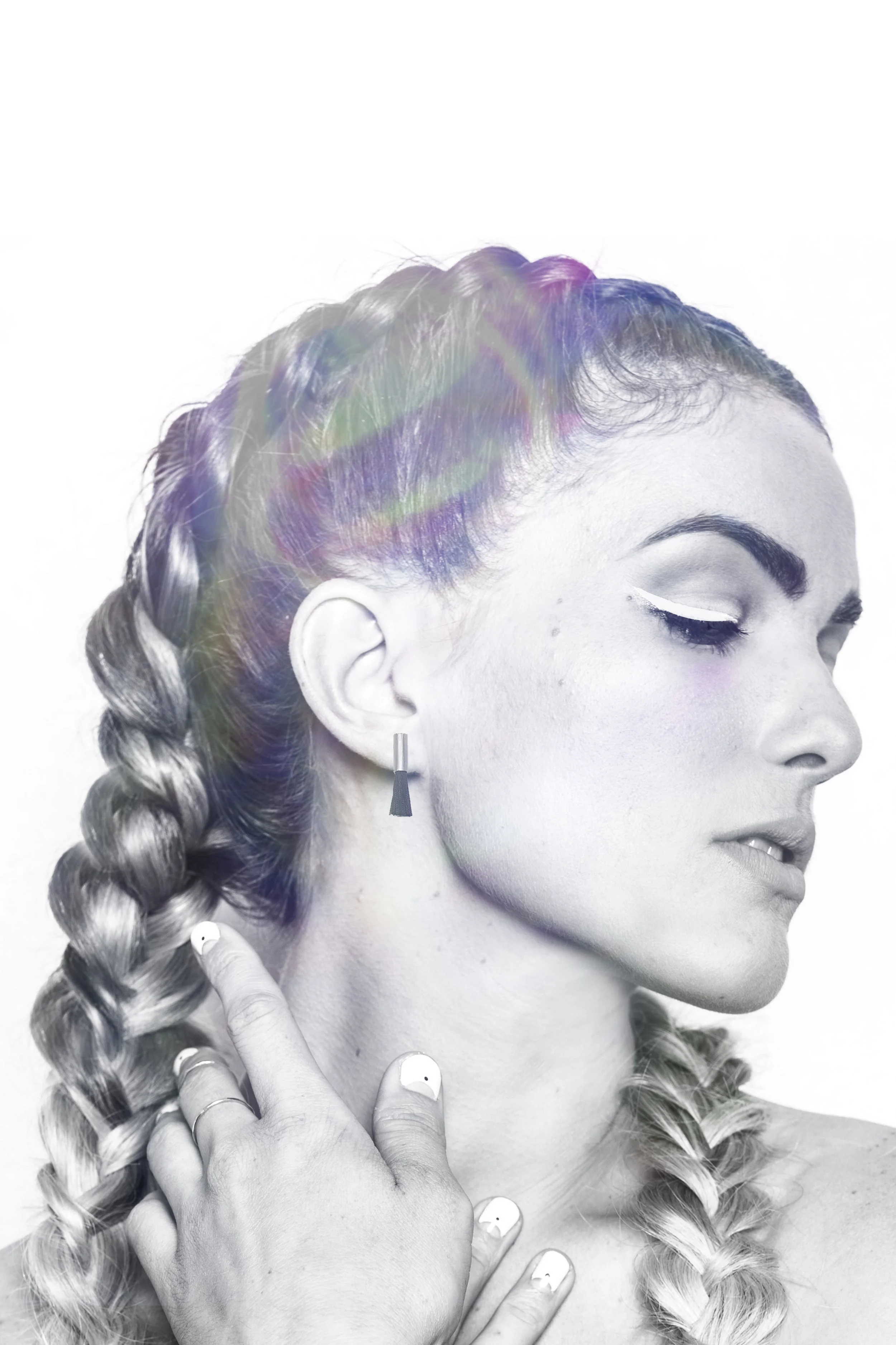fallingstar-postearrings-black_thesaltempire_model.jpg