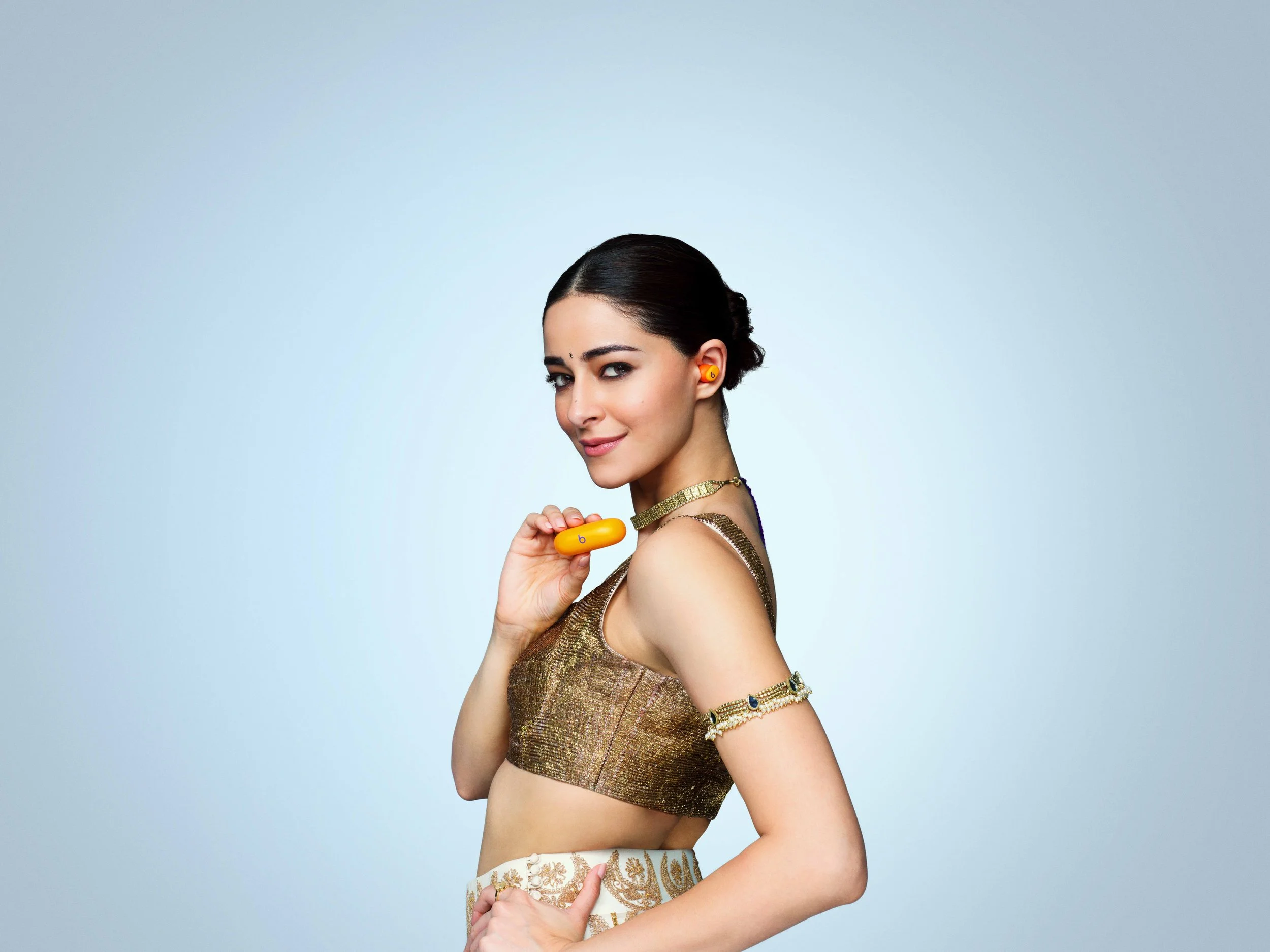 BEATS_ANANYA_Diwali Solo Buds_463_ORANGE_710_v6.jpeg