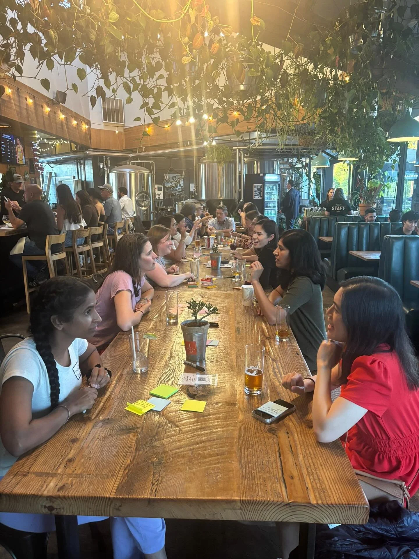 Our Working Parents group met up a few weeks ago for a speed networking event. The topic: how to juggle work, parenthood &amp; all the other things life throws at you! 👏 // Did you know Lamorinda Moms offers dozens of affinity groups ranging from ou