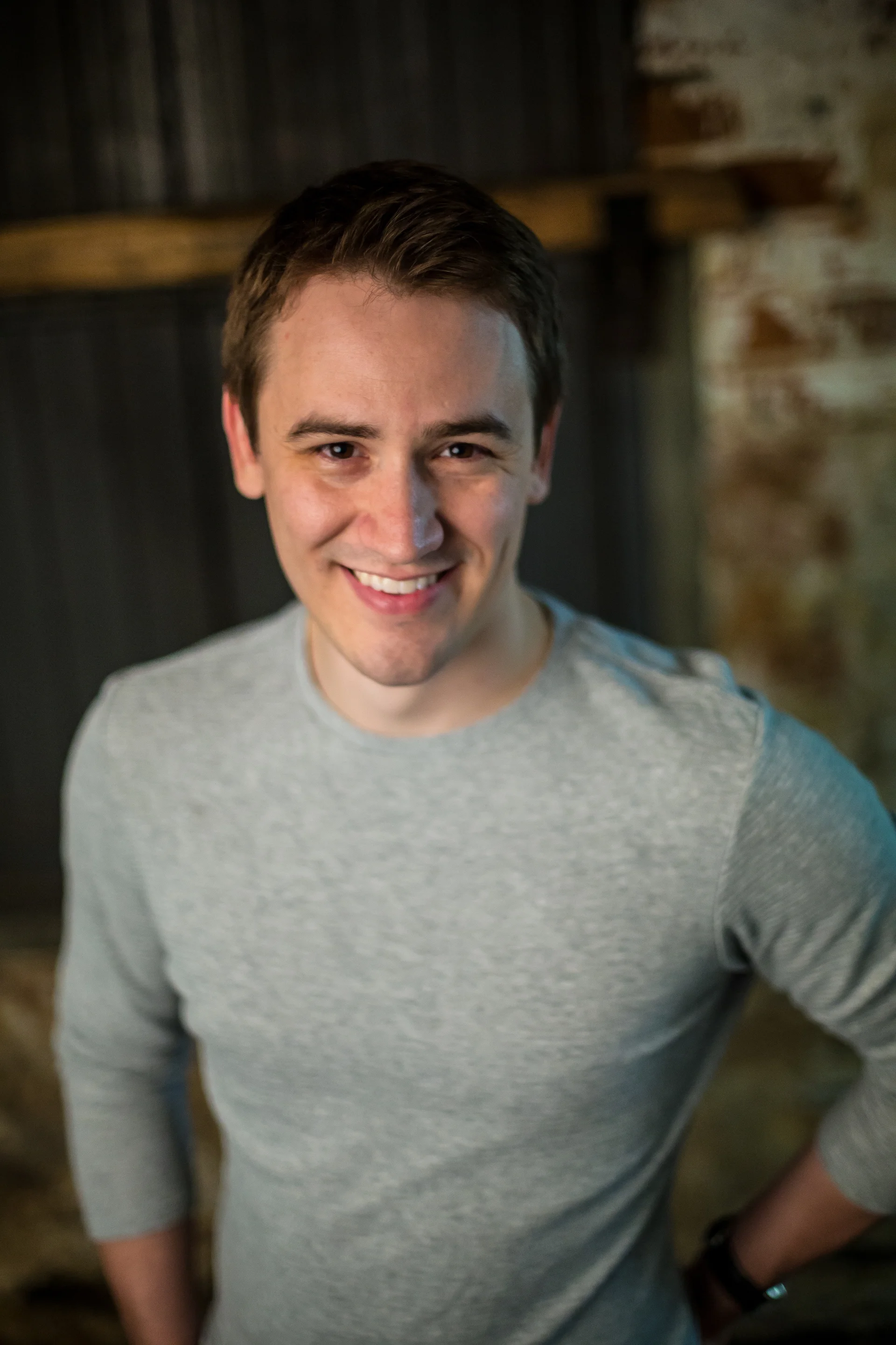 Maclaine headshot smaller.jpg