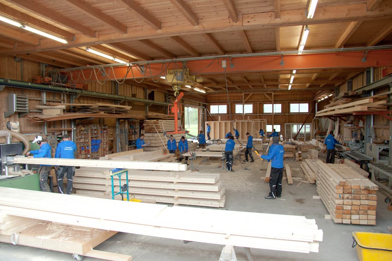 zimmerei-stoib-holzbau-werkstatt-abbundhalle.jpg