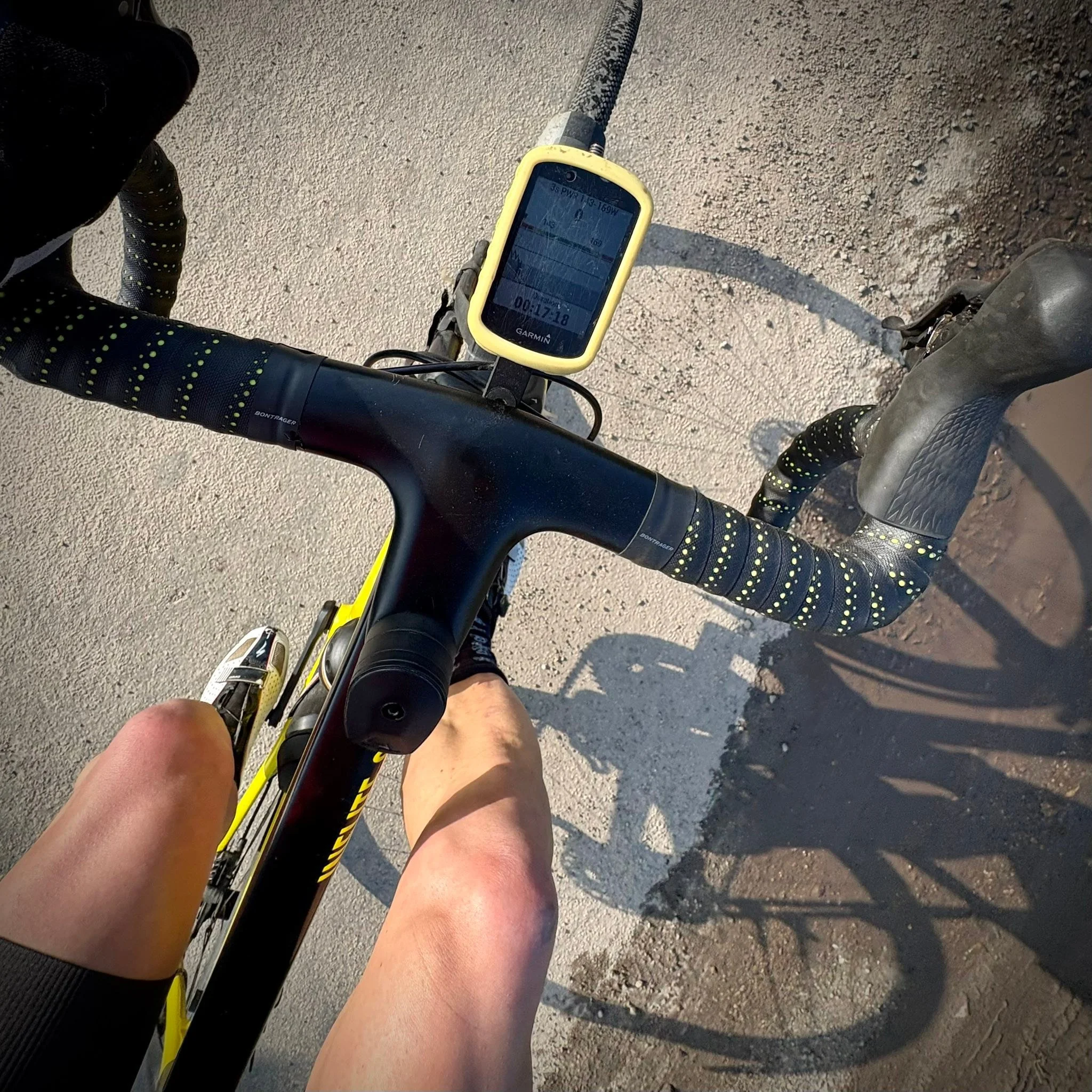 Hello legs, where have you been hiding all winter?
Ok, the shorts were thermal and I did have my Gabba under the team jersey, but it&rsquo;s a start. 

Team: @spscteam 
Supported by: @saintpiran 

#saintpiranservicecourse