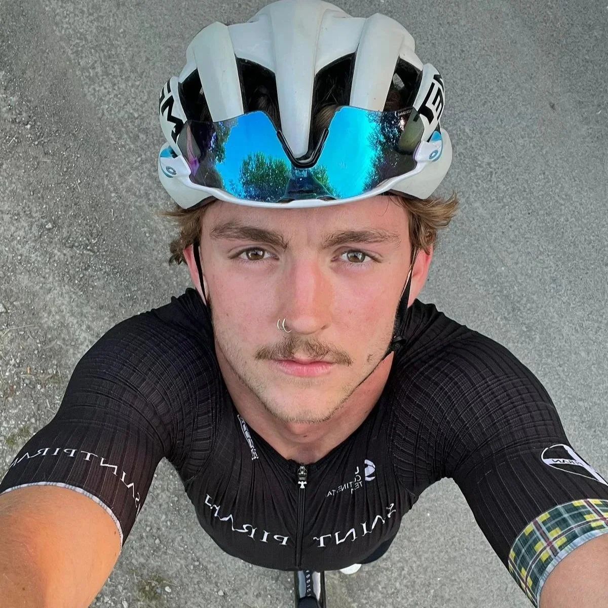 Cream First Crit Series