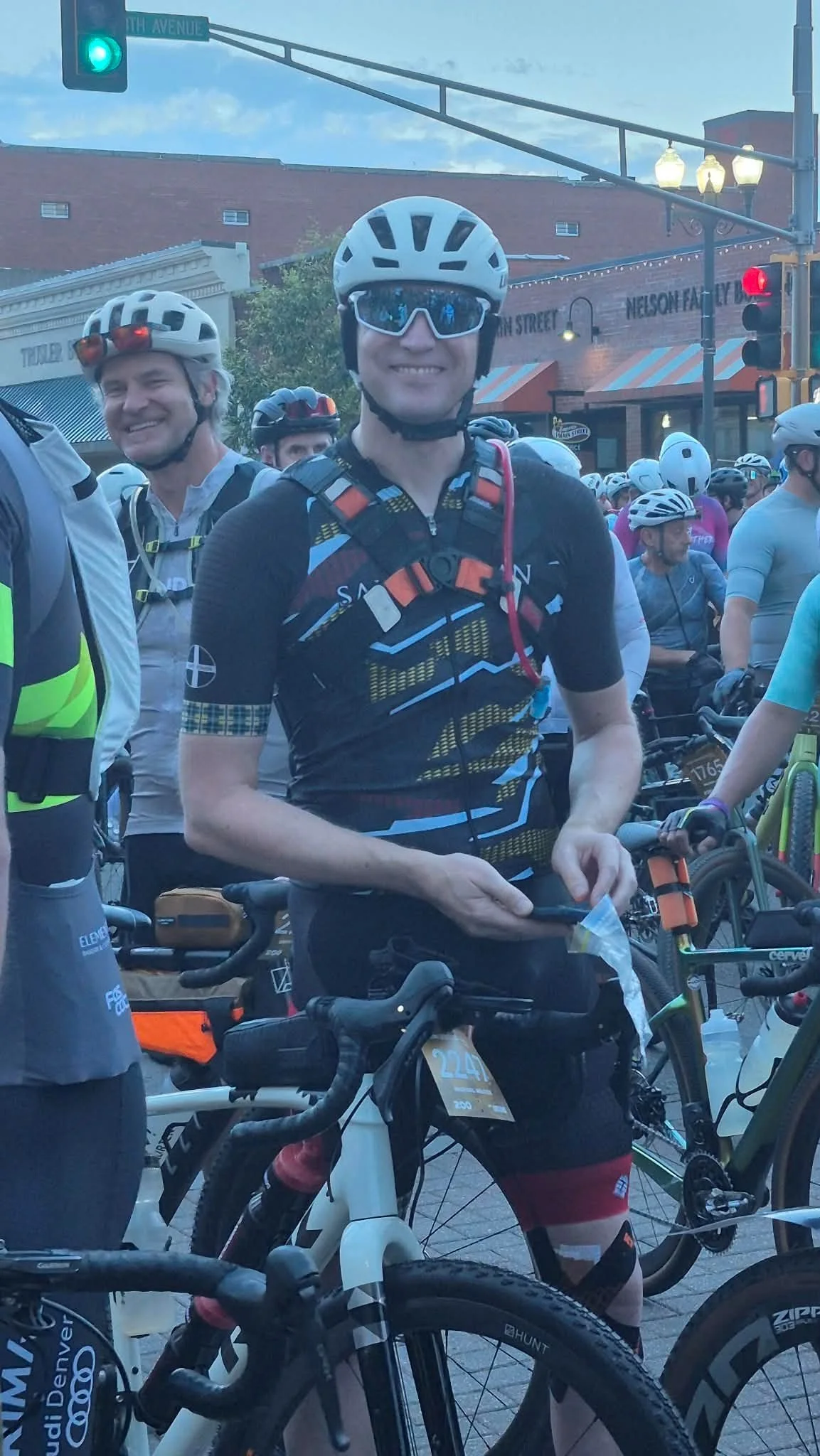 UB200 Start(2).jpg