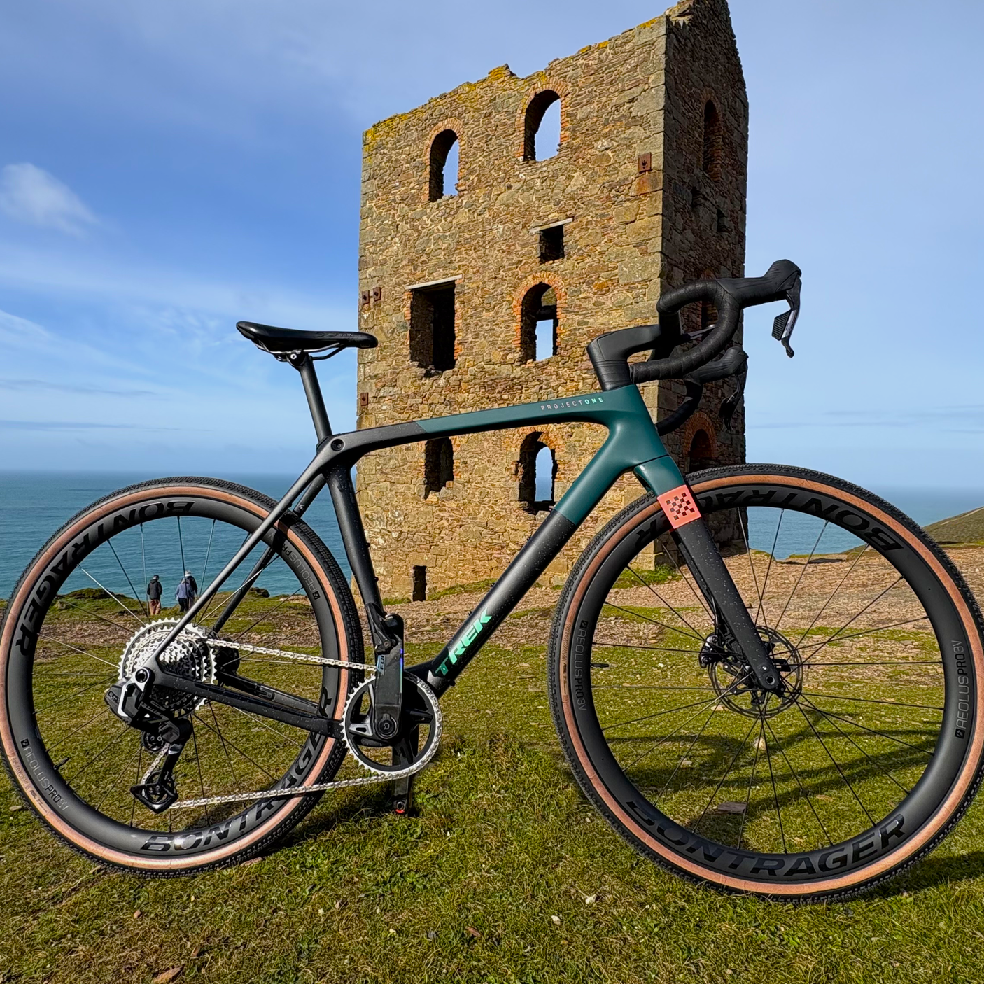 Testing the Trek Checkmate SLR 7