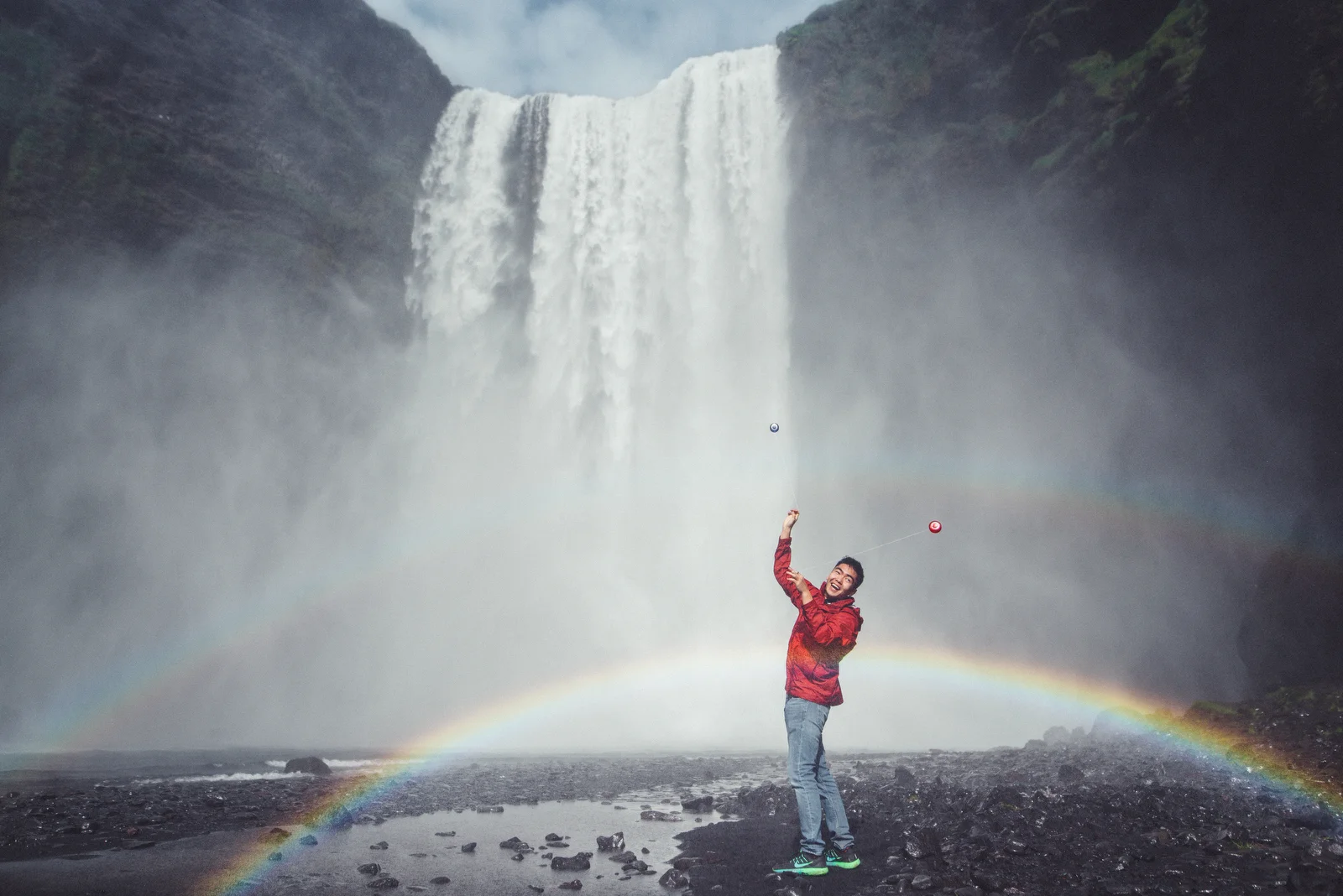 Coverage of the World Yo-Yo Contest in Iceland for Hawaiian Airlines In-flight magazine.