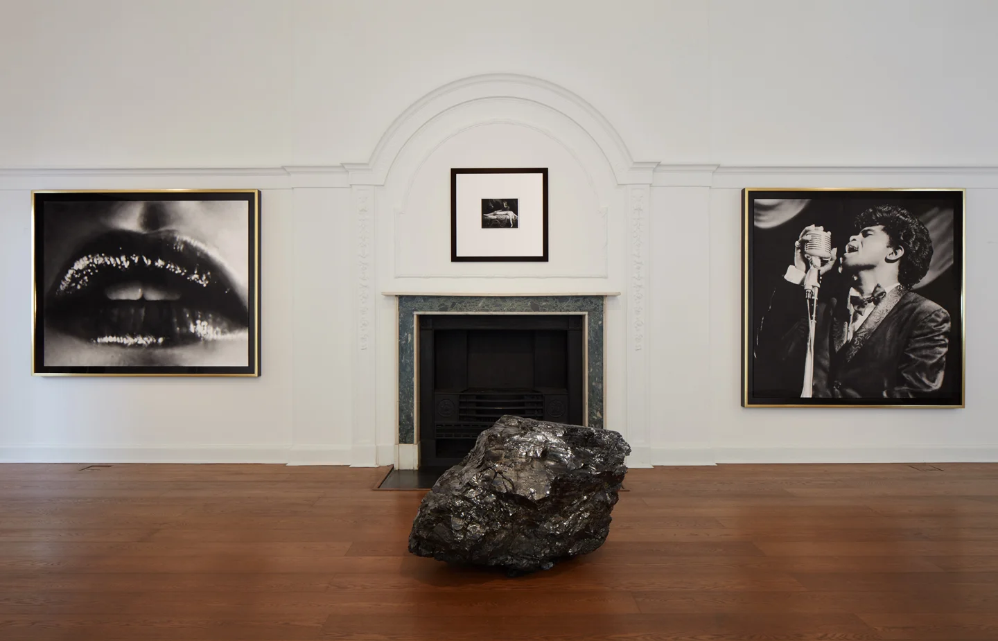 PJC-Light-Studio-Galerie-Thaddaeus-Ropac-Robert-Longo-11W.jpg