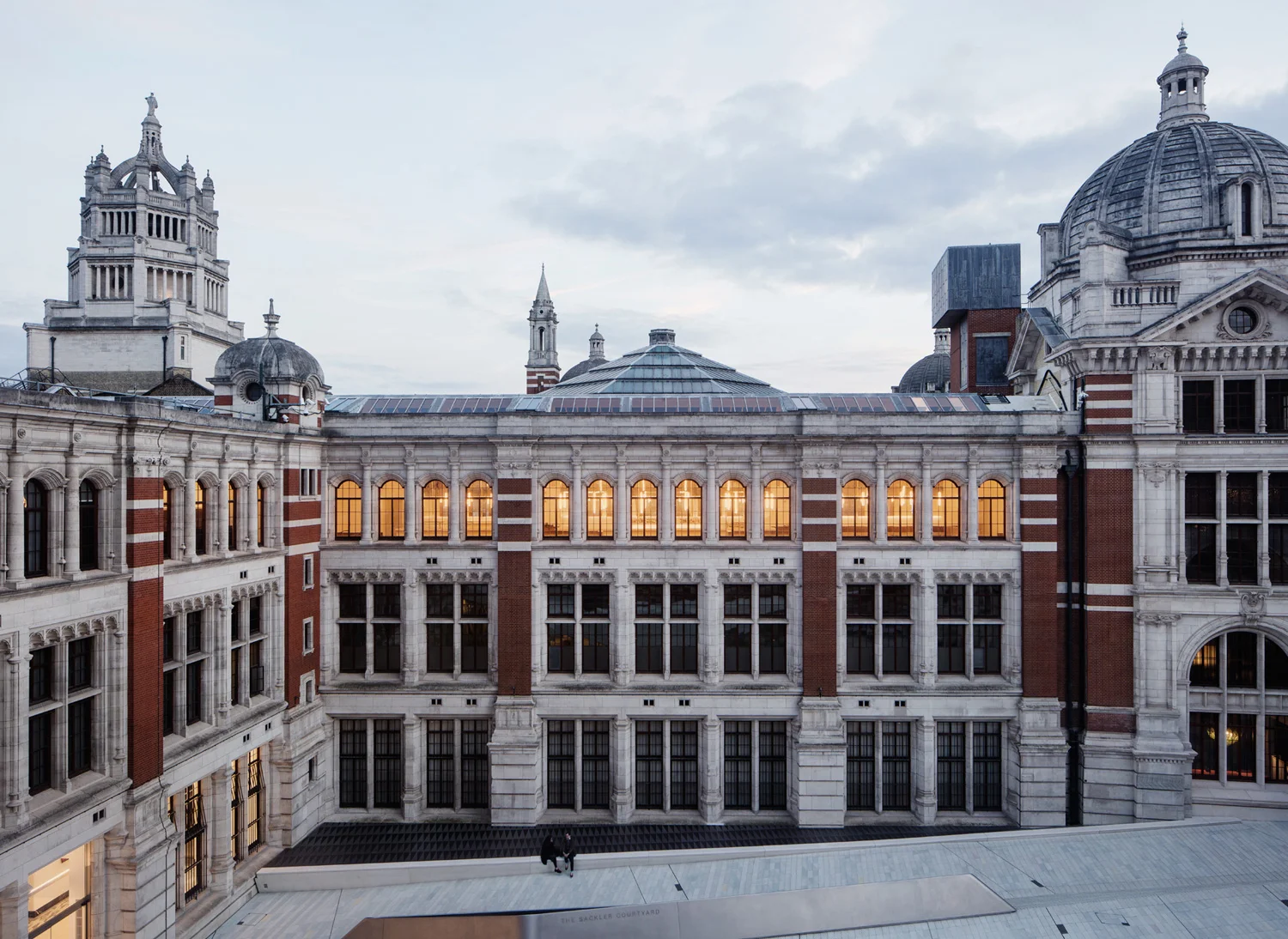 PJC-Light-Studio-Victoria-and-Albert-Museum-Members-Room-02W.jpg