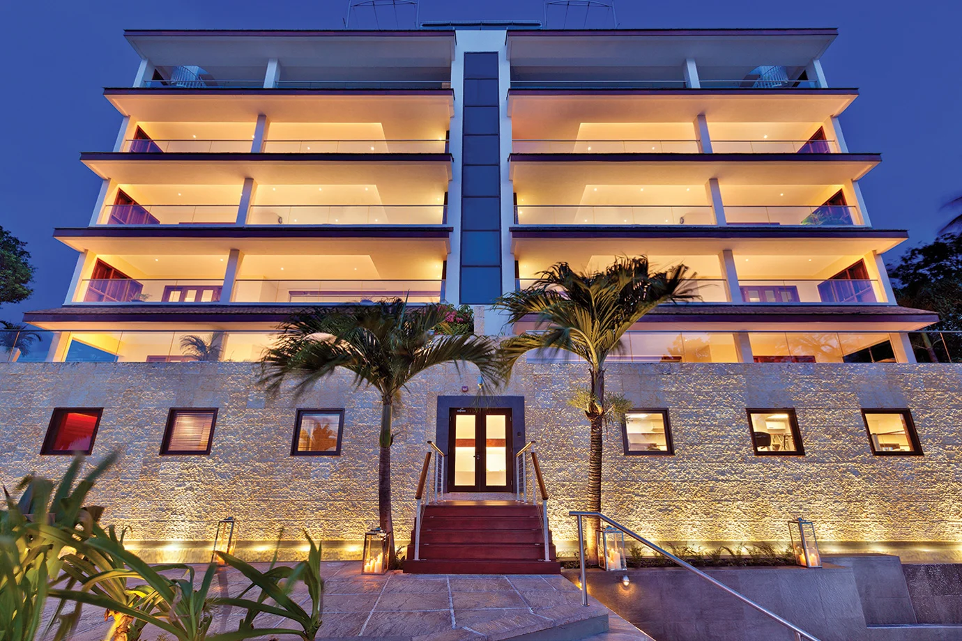 PJC-Light-Studio-Portico-Barbados-01W.jpg
