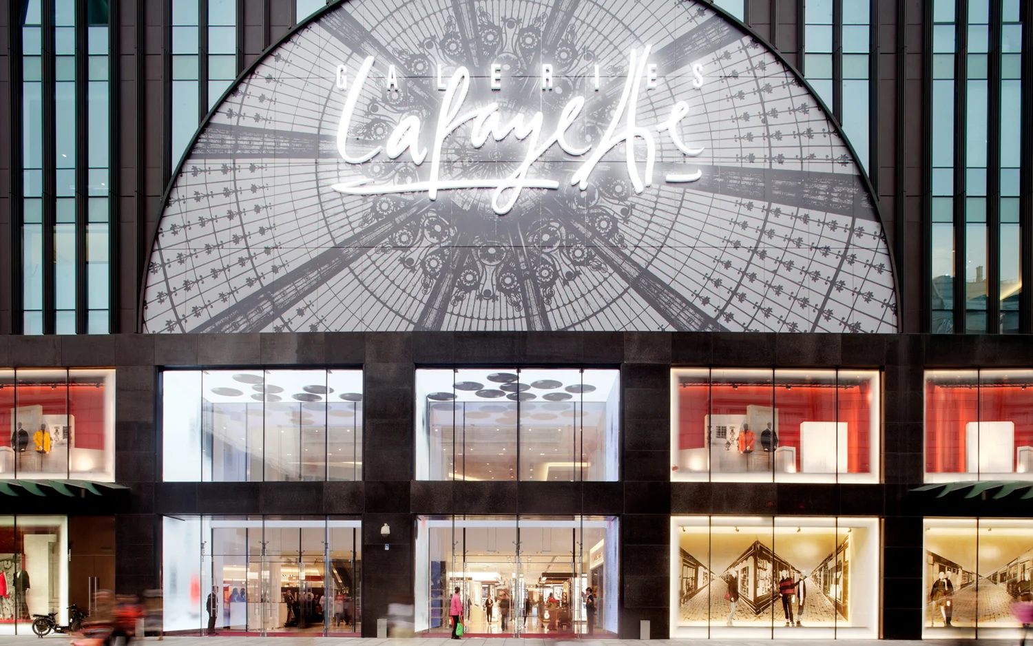 PJC-Light-Studio-Galeries-Lafayette-Beijing-07W.jpg