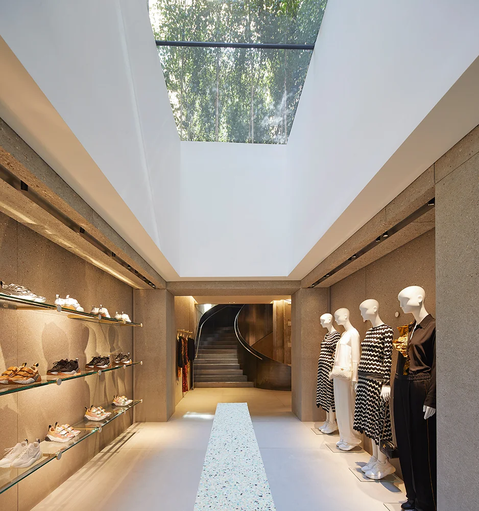 PJC-Light-Studio-Stella-McCartney-Store-Old-Bond-Street-London_03W.jpg