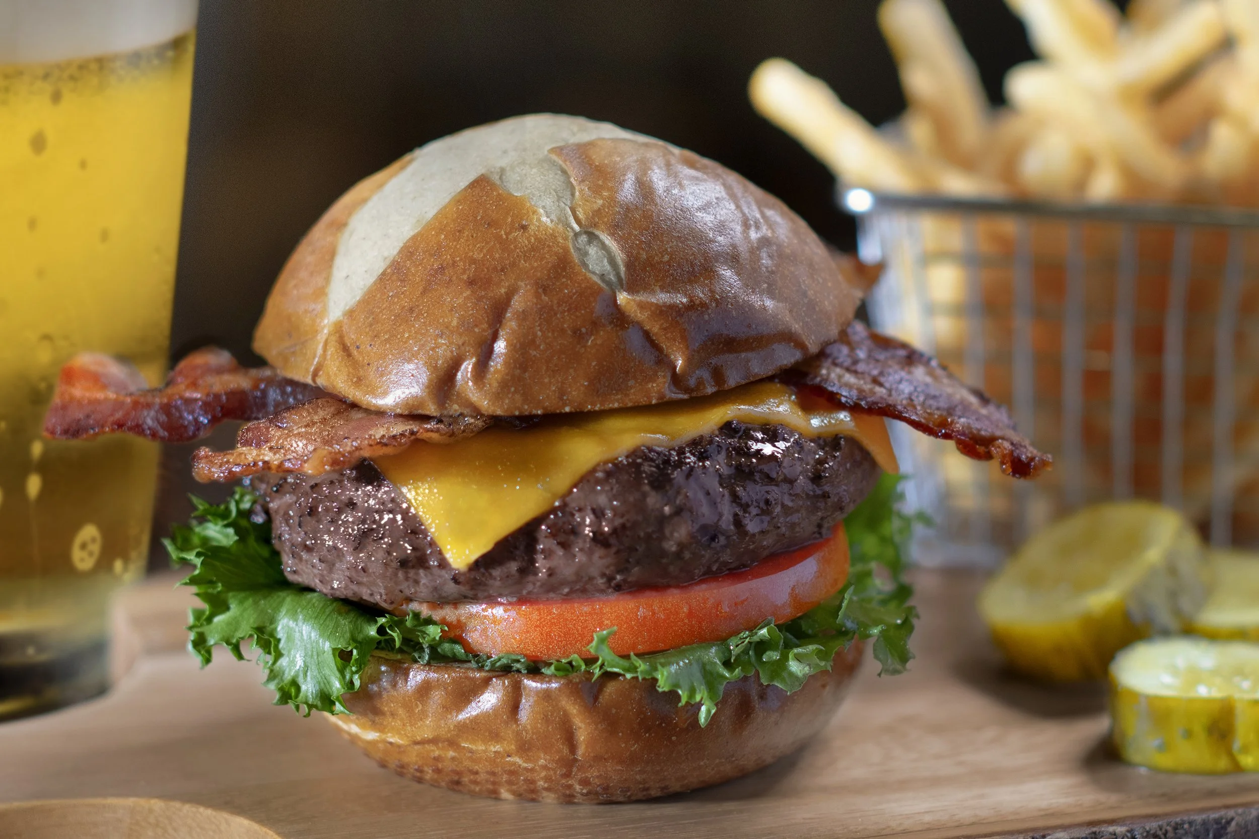 Canyon Grill Burger.jpg