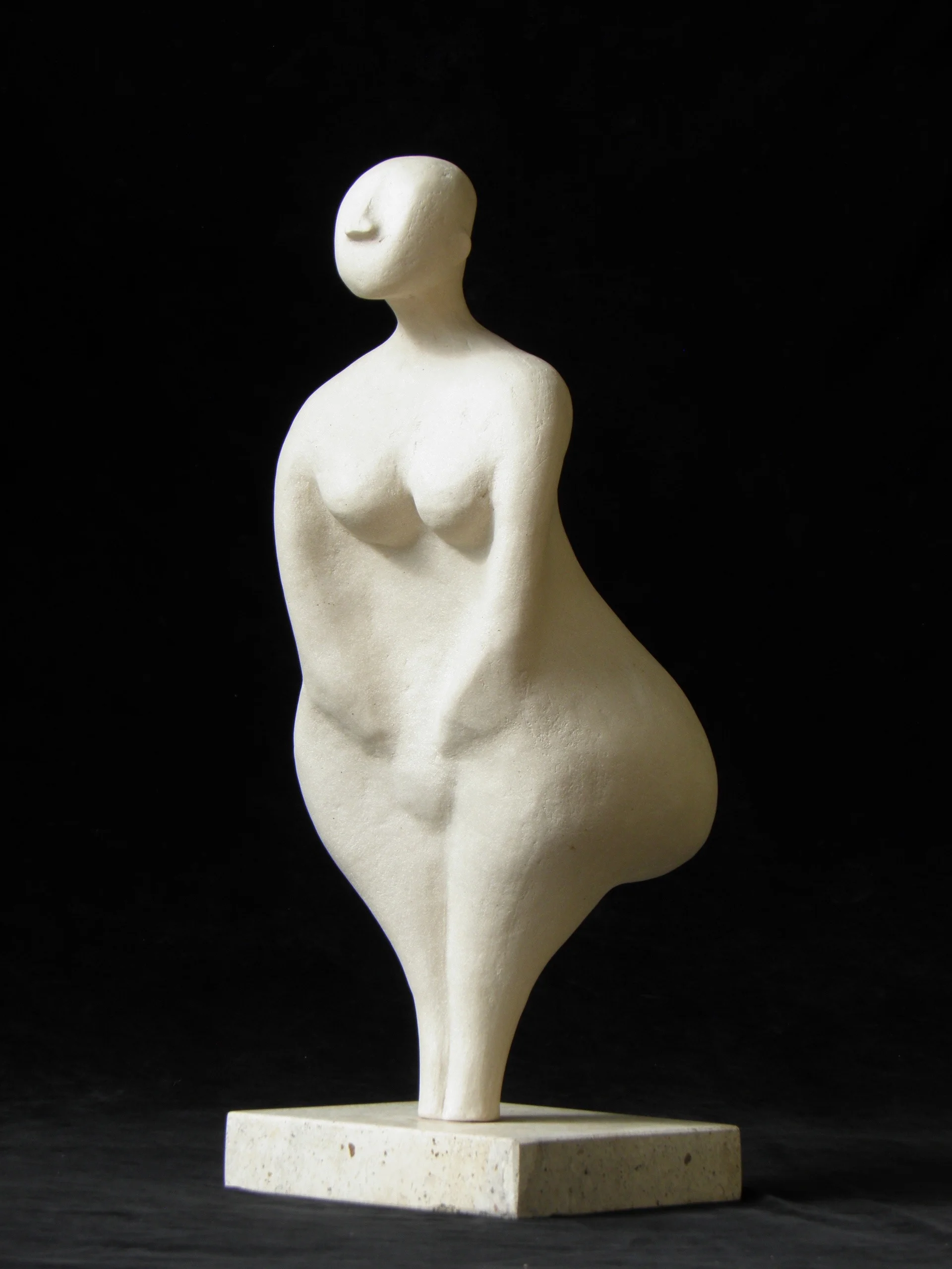 Nikki Statuette