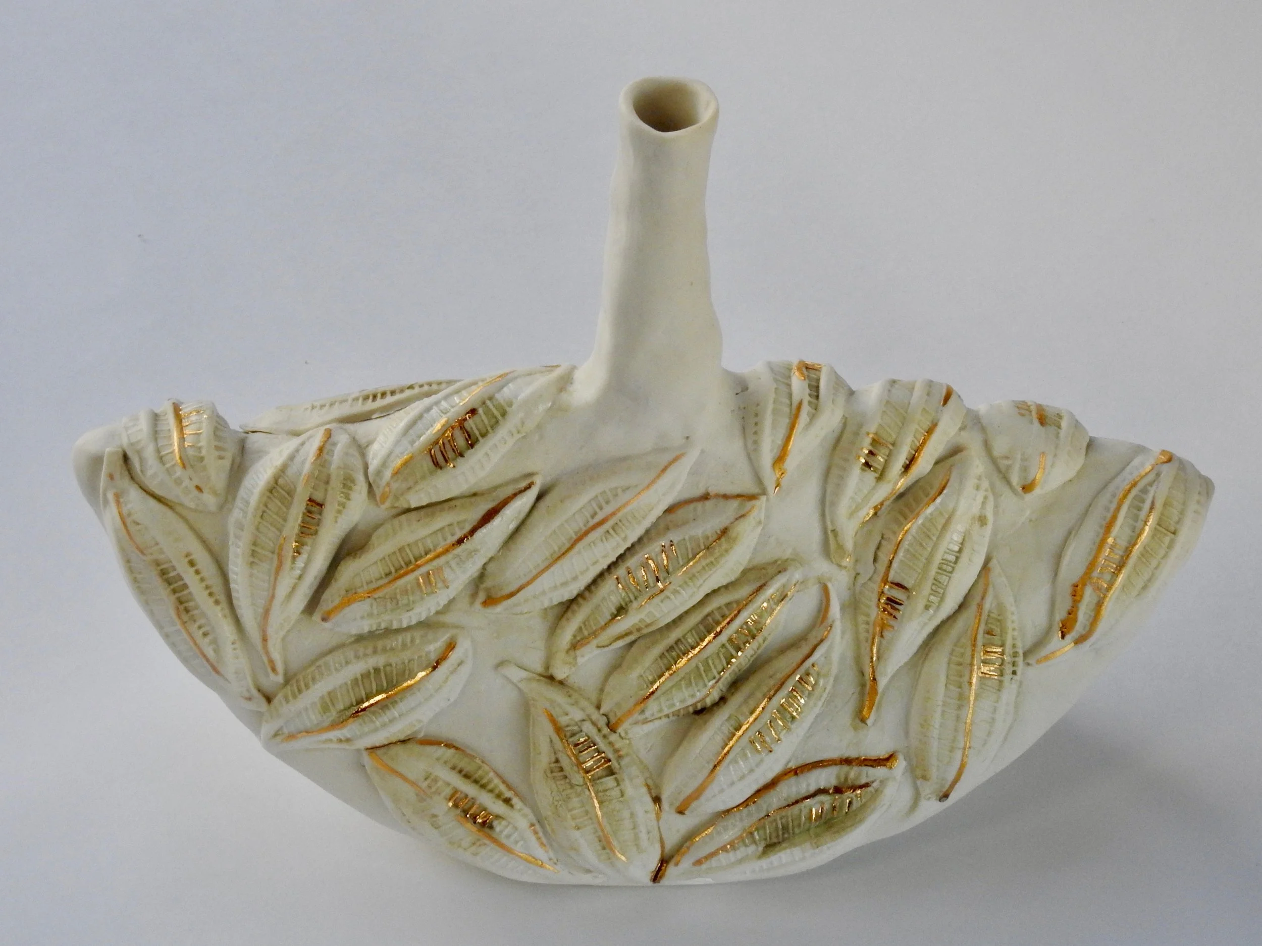 Leaf bottle with gold lustre III