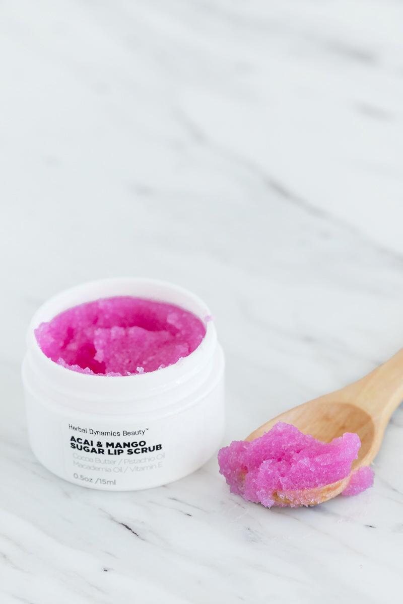 sugar lip scrub