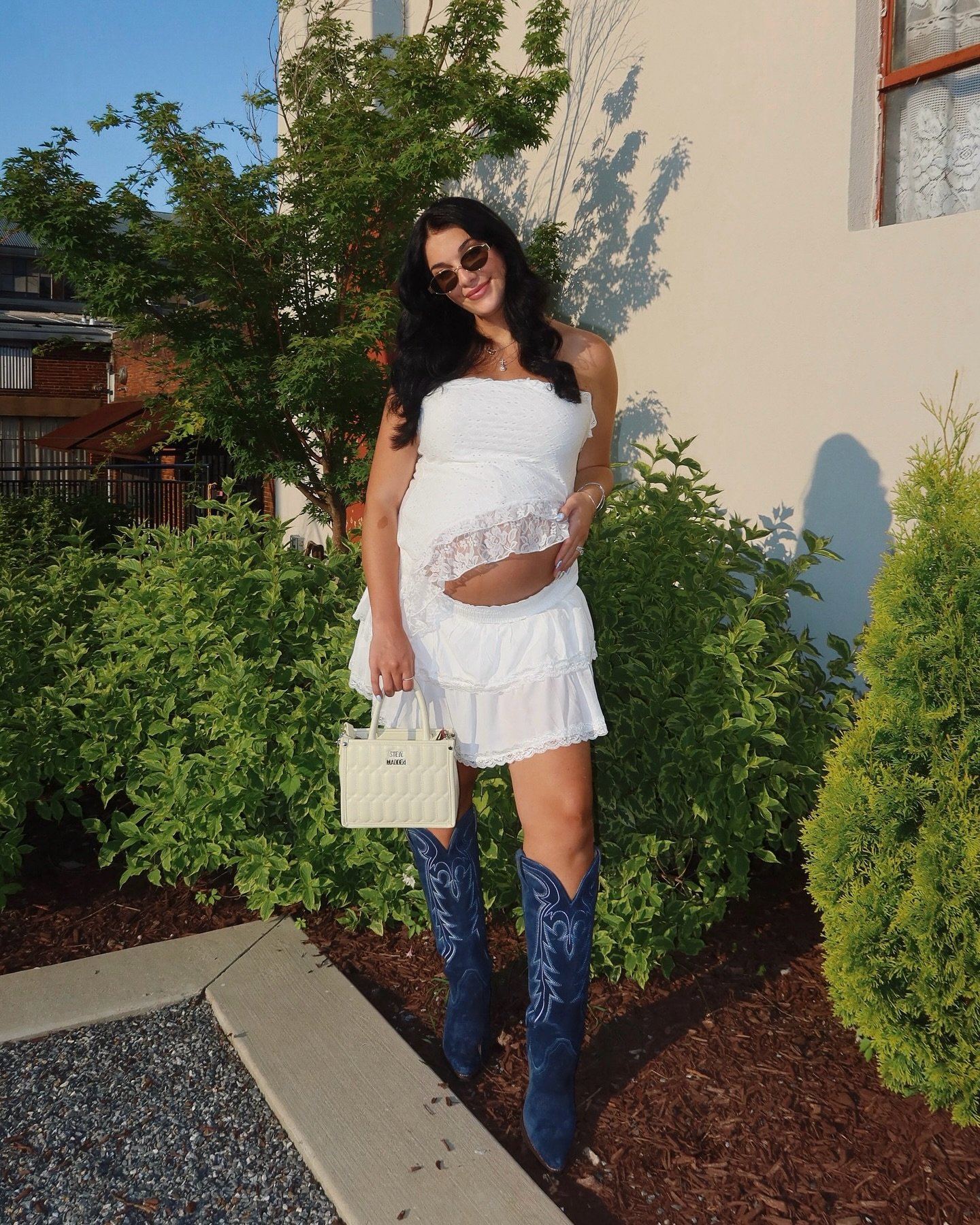 An evening with @boot_barn_official &amp; the girlies is good for the soul🫶🏽👢🎵
