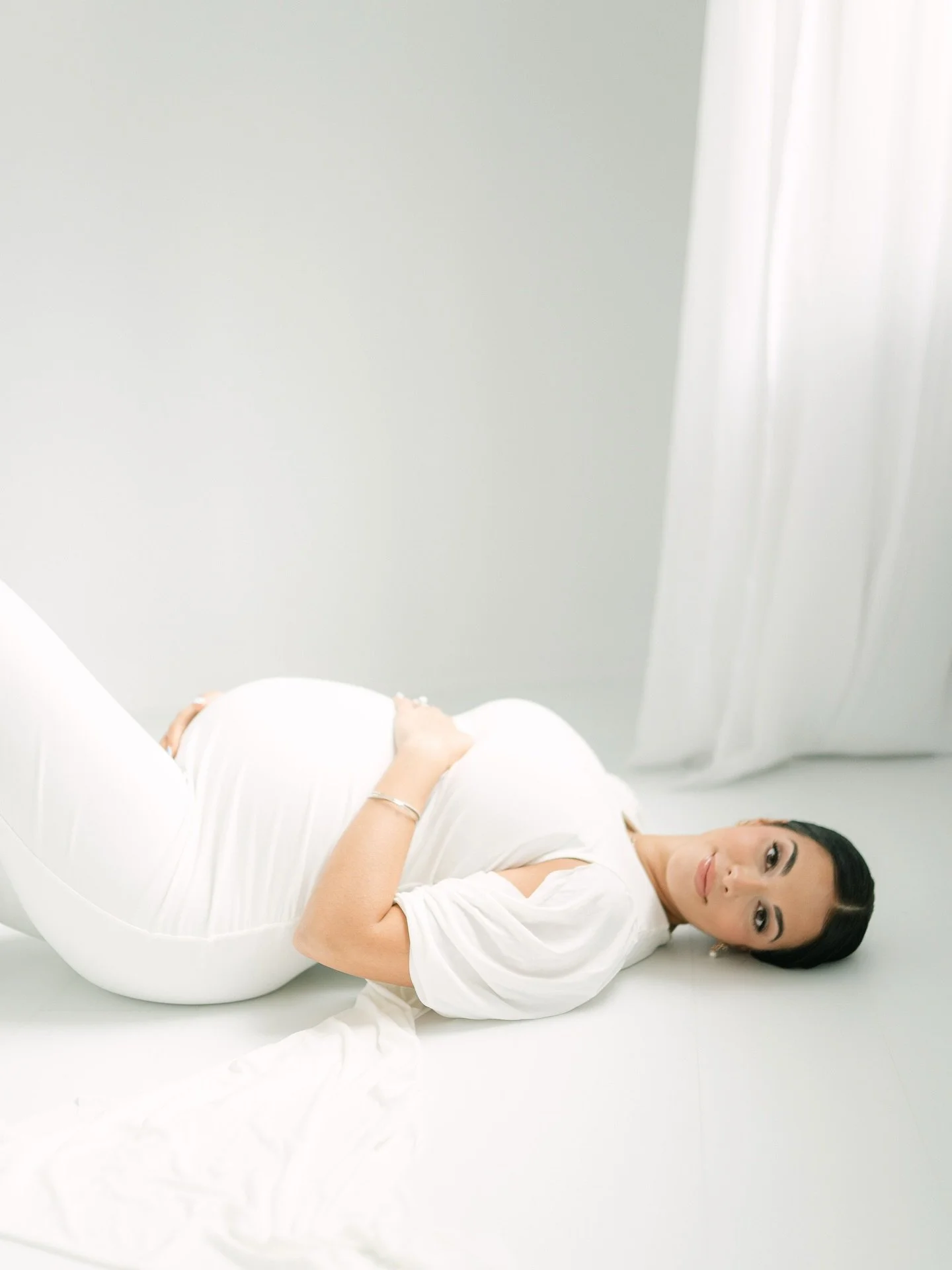 As I&rsquo;m headed into the week of my due date, I&rsquo;ve been reflecting on the miracle that has been the past 9 months. There is nothing that can prepare you for your first pregnancy. The excitement from seeing that positive test, then having to