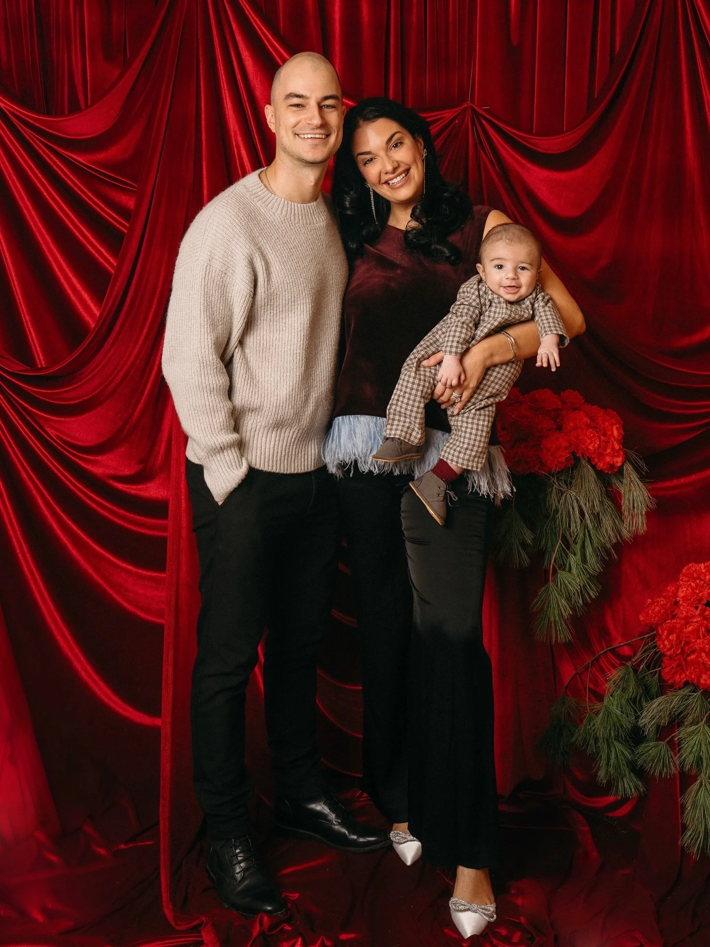 Merry Christmas from the Frawleys&hearts;️🎄🌟 

&ldquo;But the angel said to them, &ldquo;Do not be afraid. I bring you good news that will cause great joy for all the people. &ldquo;Today in the town of David a Savior has been born to you; he is th