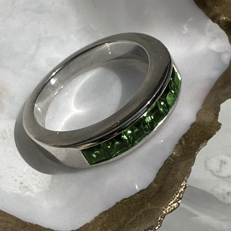Green tourmaline platinum ring