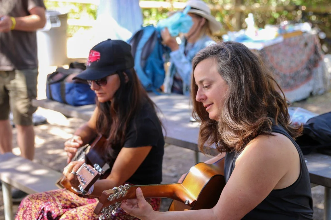 Female-Duet-Guitar-‪1,920 x 1,280‬ (Medium).JPG