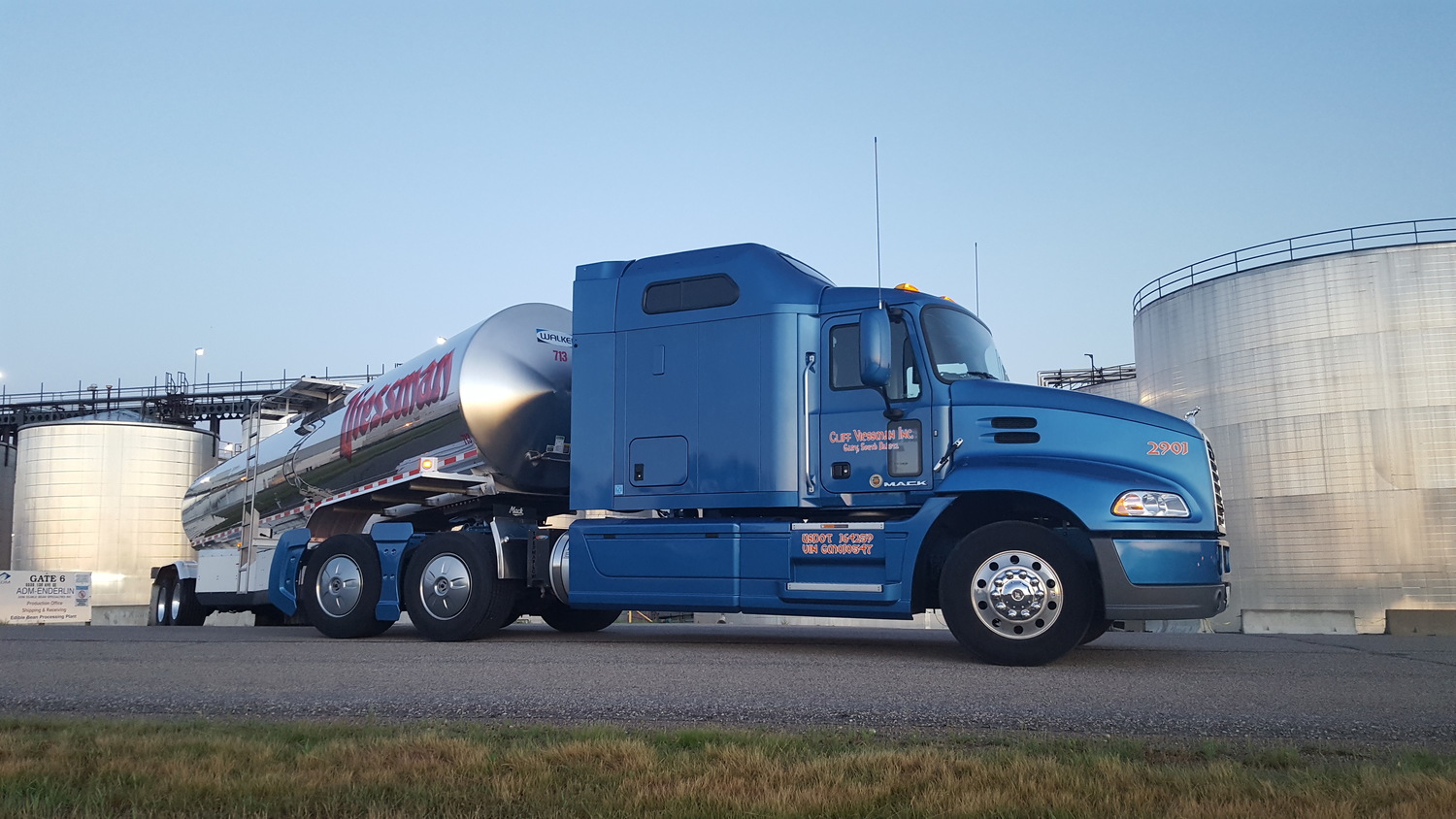 Jamie Hagen (Viessman Trucking)