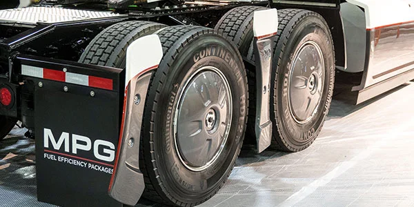 FlowBelow offers tractor Aerokit for International LT Series ‘MPG Package’