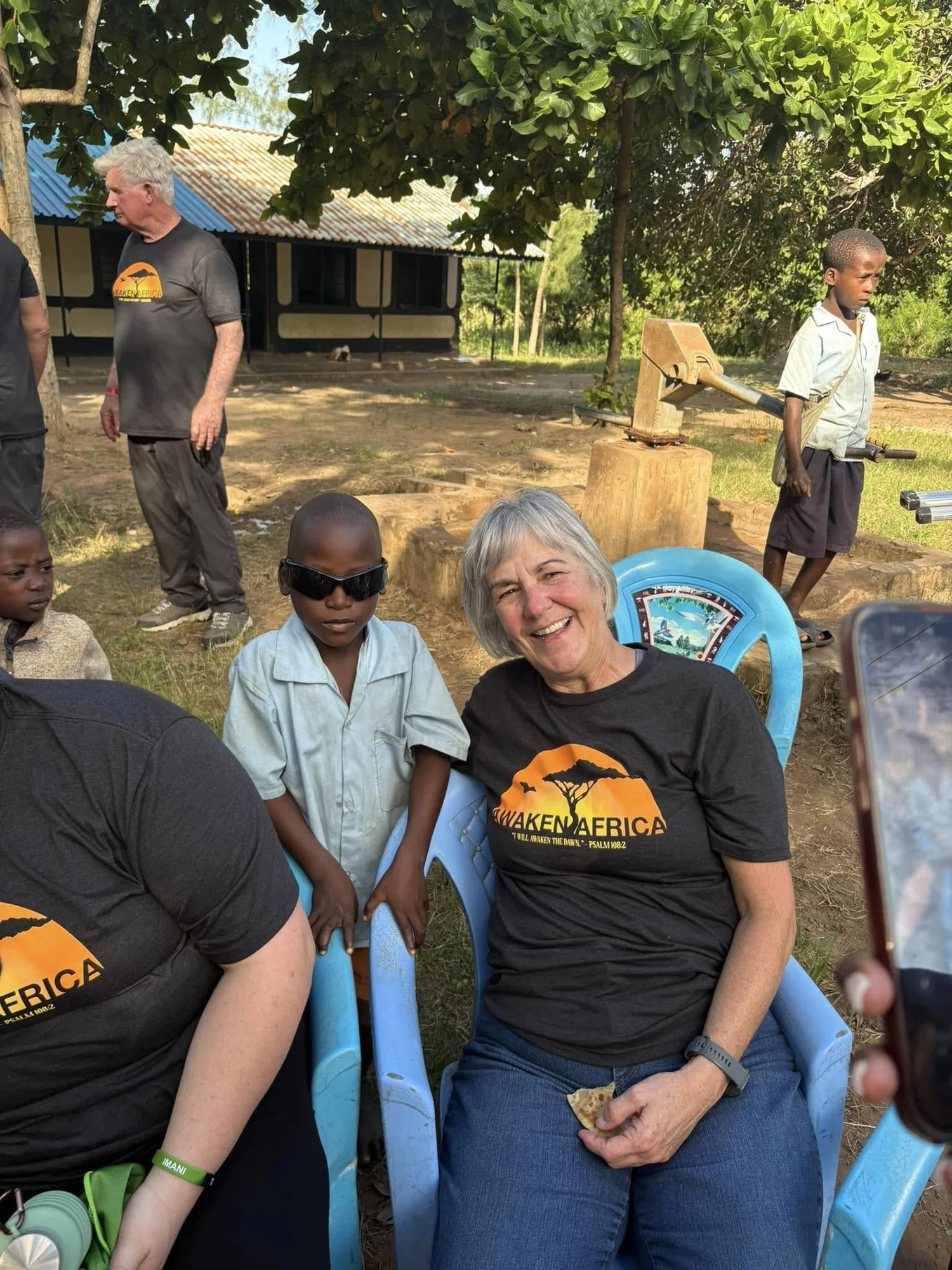 Hallmark Church team serving in Kenya with MANNA Worldwide