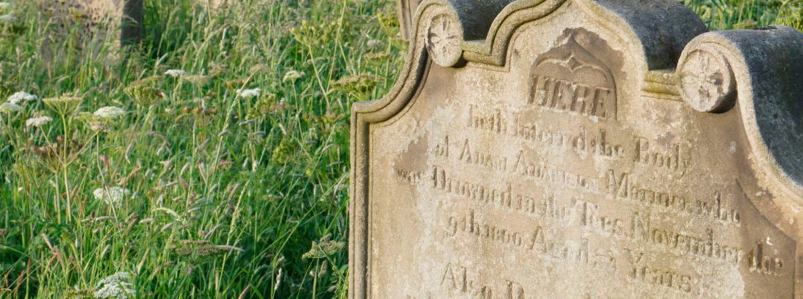 grave_W.jpg
