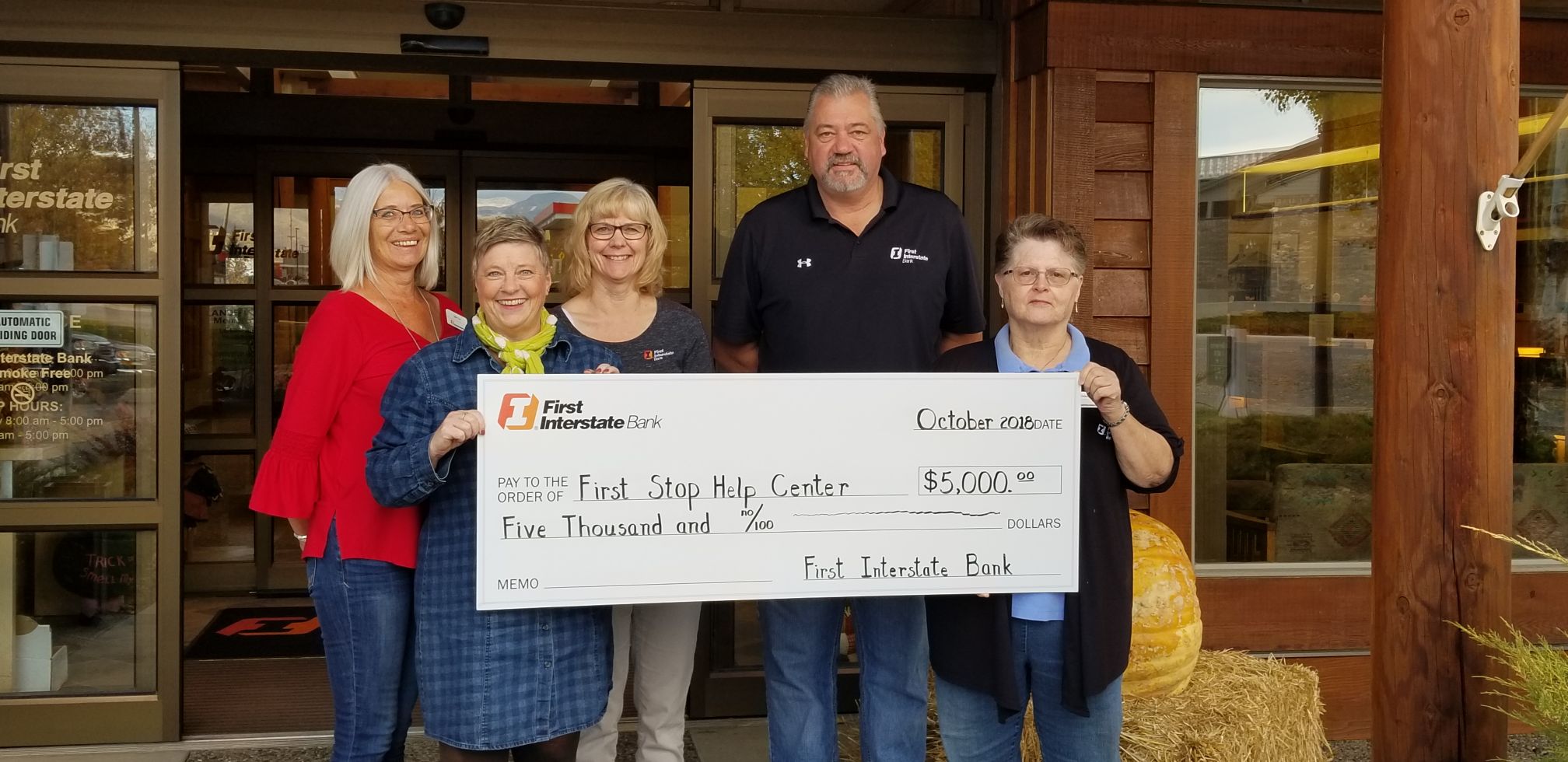 Pictured, left to right are: Julie Cox Retail Branch Manager FIB, Deanna Trumble Director FSHC, Jody Collins FIB, Victor Robbins Market President, Delma Morris FIB.