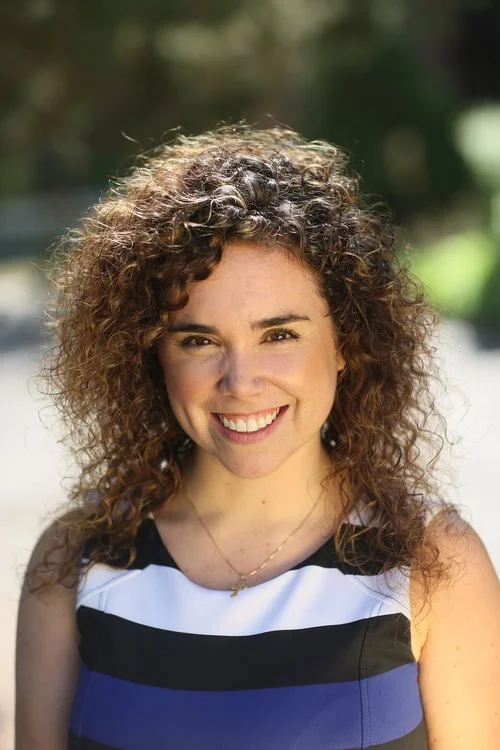 Laura Perez - Headshot.jpg