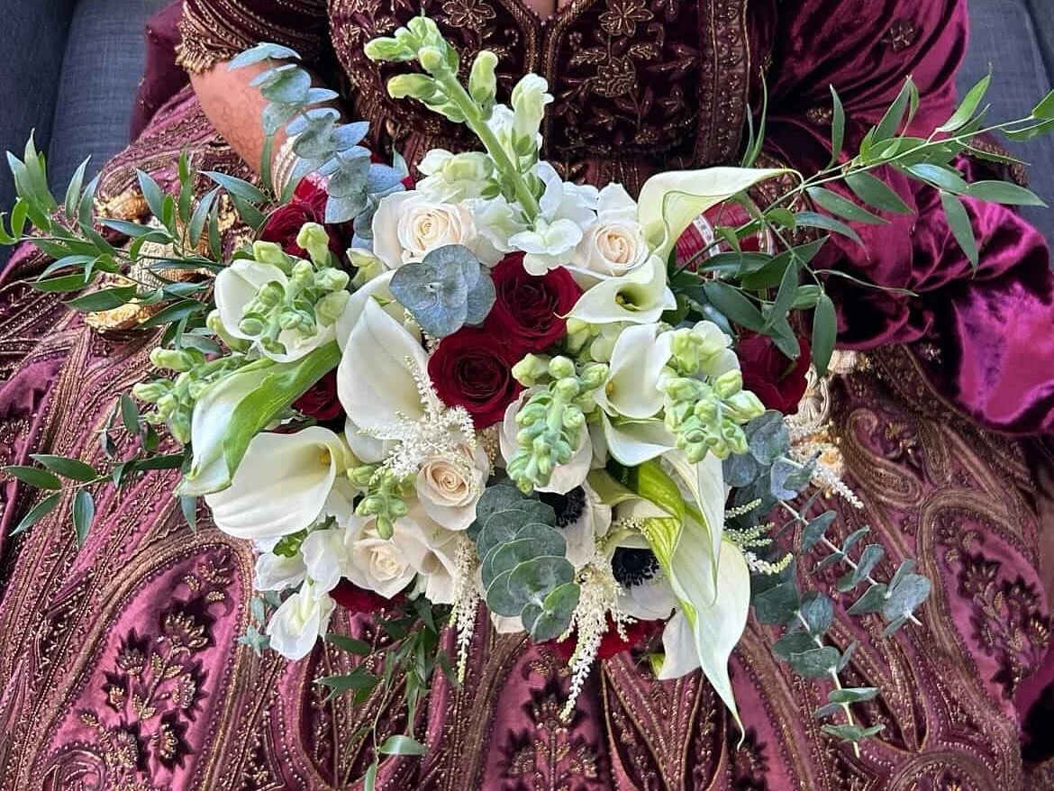 Jashan&rsquo;s Stunning Bridal Bouquet 💐❤️

All 2025 Brides, schedule your WEDDING CONSULTATION today! Contact Pink Petals at info@pinkpetals.ca Or by phone 📞 at (647) 969-8157.
.
Follow us and double tap! ❤️💐🌸🌺🌹🌷
#weddingflowers #flowerwalls 