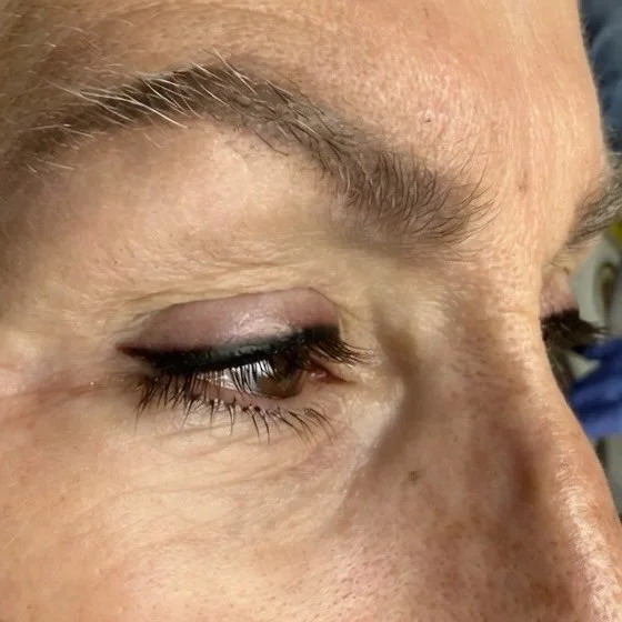 #blackisback 🖤 #permanenteyeliner done by Diane Mills&hellip; All of December new clients get 15% off and existing clients get 15% off new services and 10% off retouch services 🩷 almost totally booked for December so hurry to www.aboutfacenj.com #e