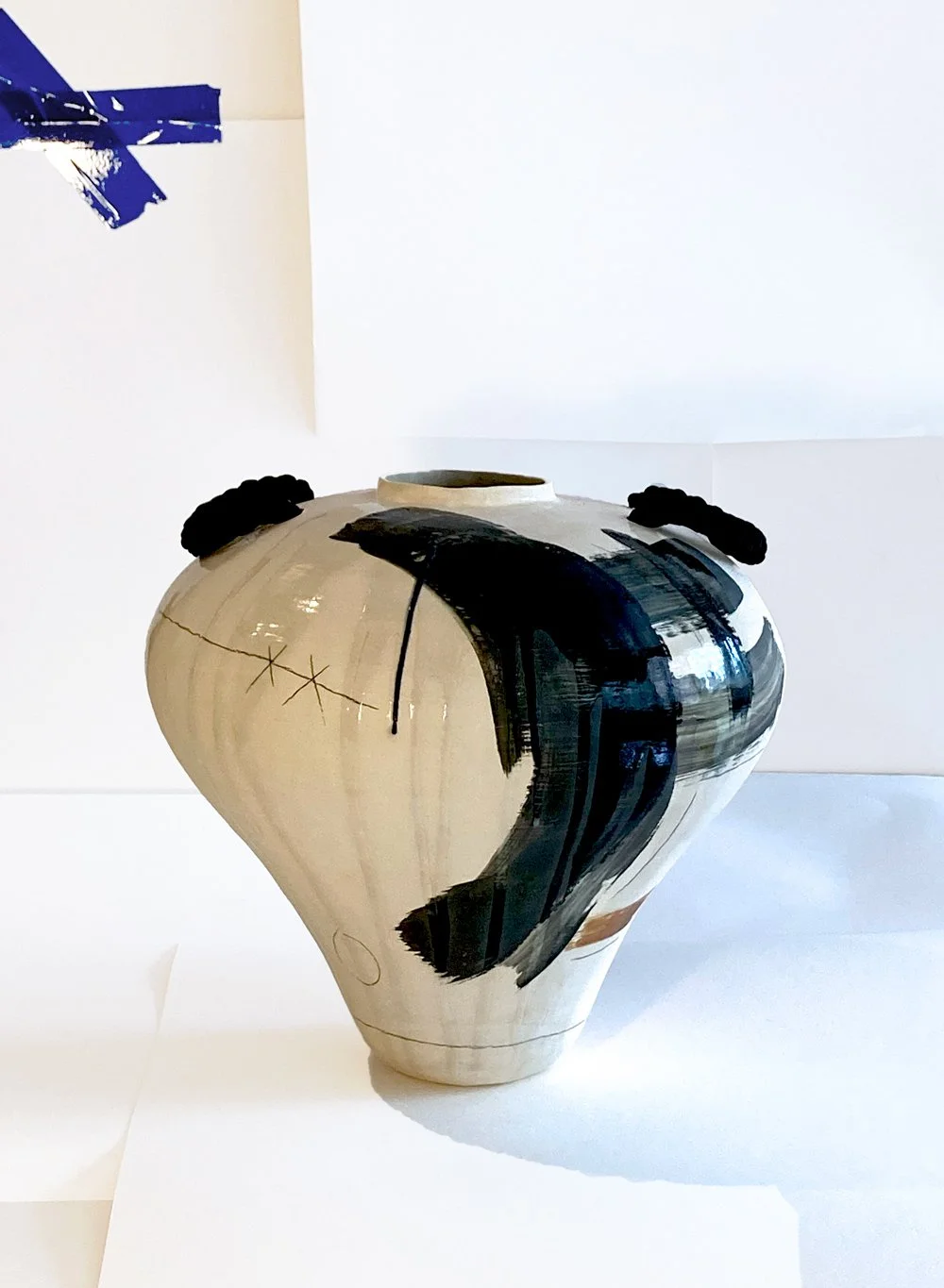 vase-croix-reconsider-carole-touati-c.jpg