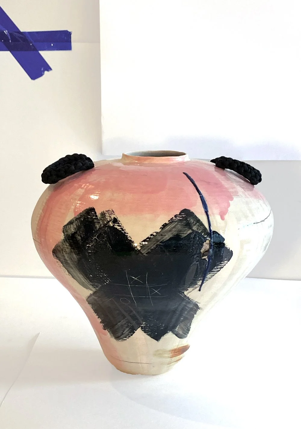vase-croix-reconsider-carole-touati-e.jpg