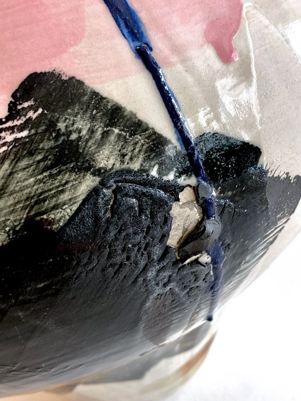 vase-croix-reconsider-carole-touati-a.jpg
