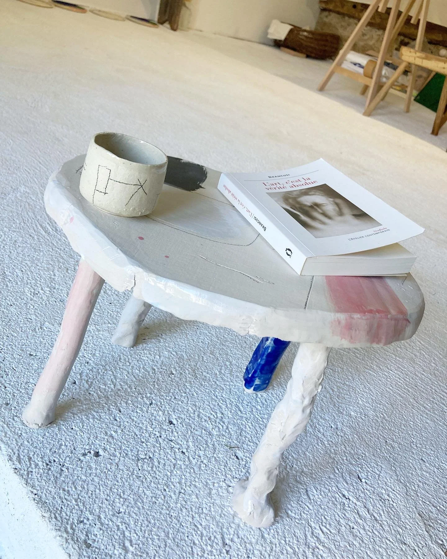 Little table with blue leg 
Clay
.
.
.
 #ceramics #ceramique #atelier #ceramica #handmadeceramics #ceramicartist #reconsider #ceramicfurniture