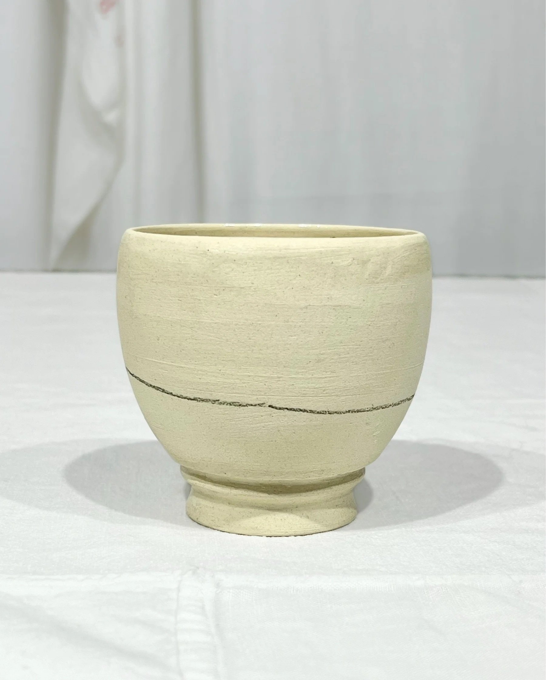 handmade+clay+goblet+ceramic+pencil+trait.jpg