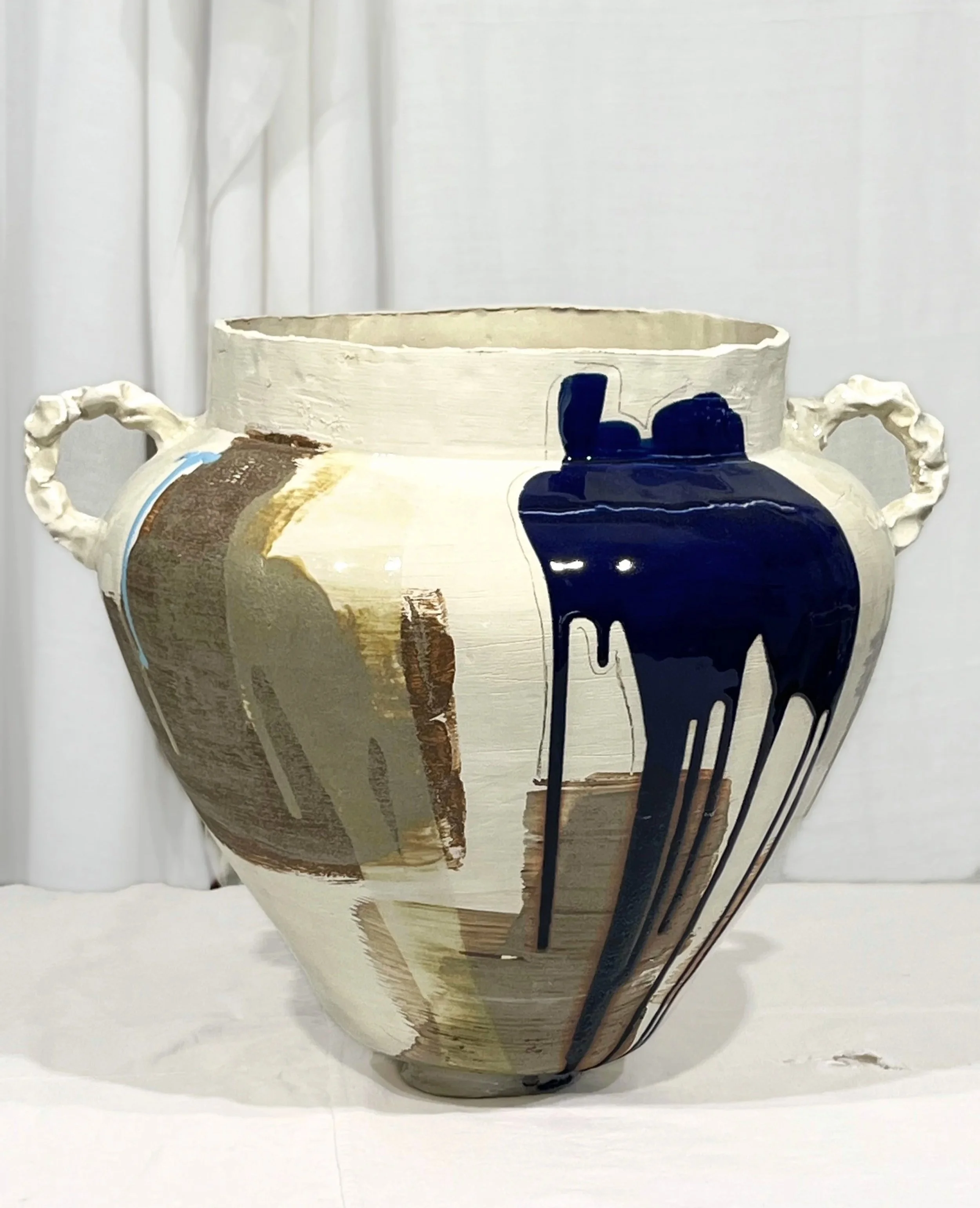 Handmade Clay Amphora. Les Anses Moches.