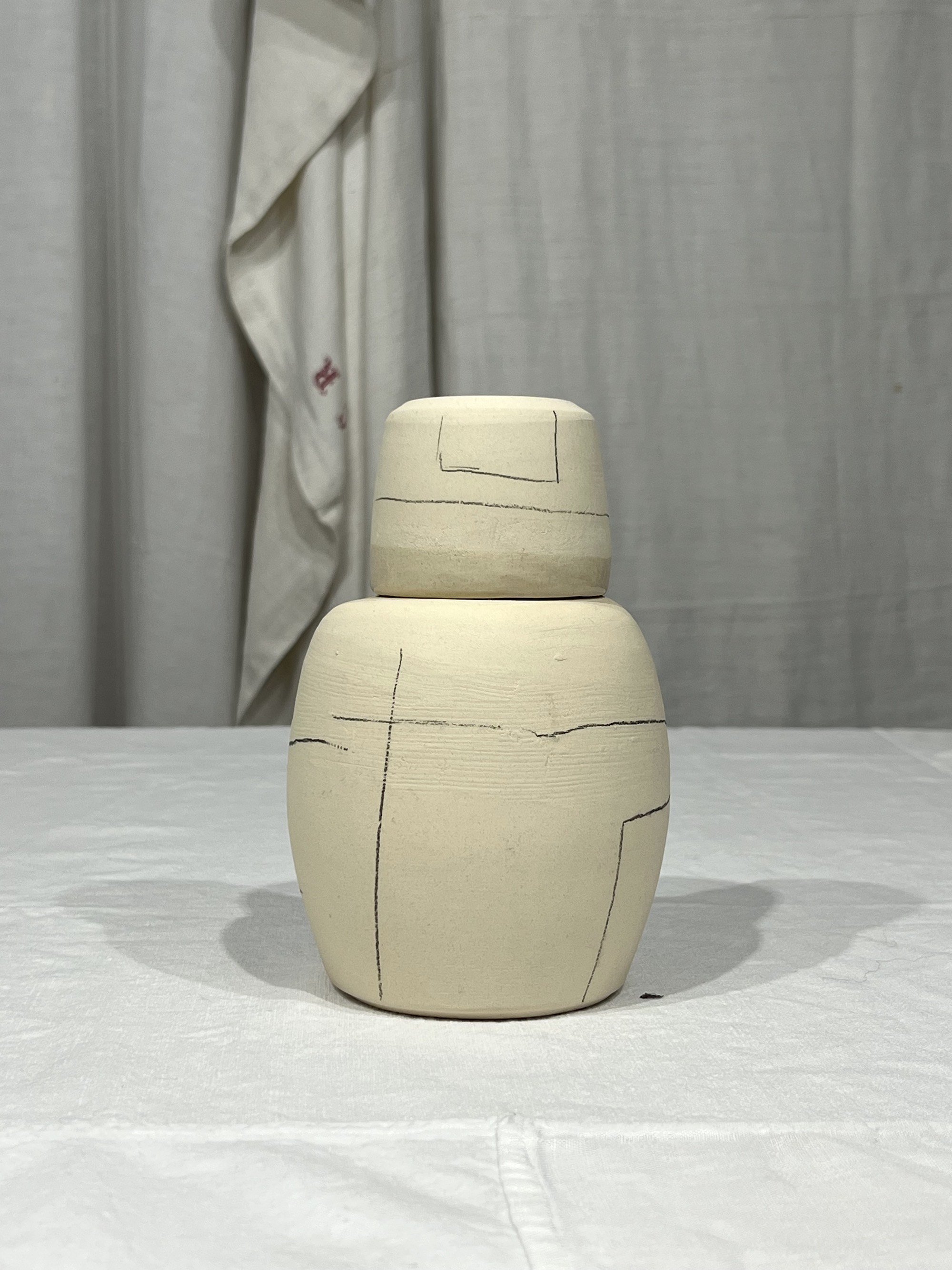 Carafe de chevet B Reconsider carole touati.jpg