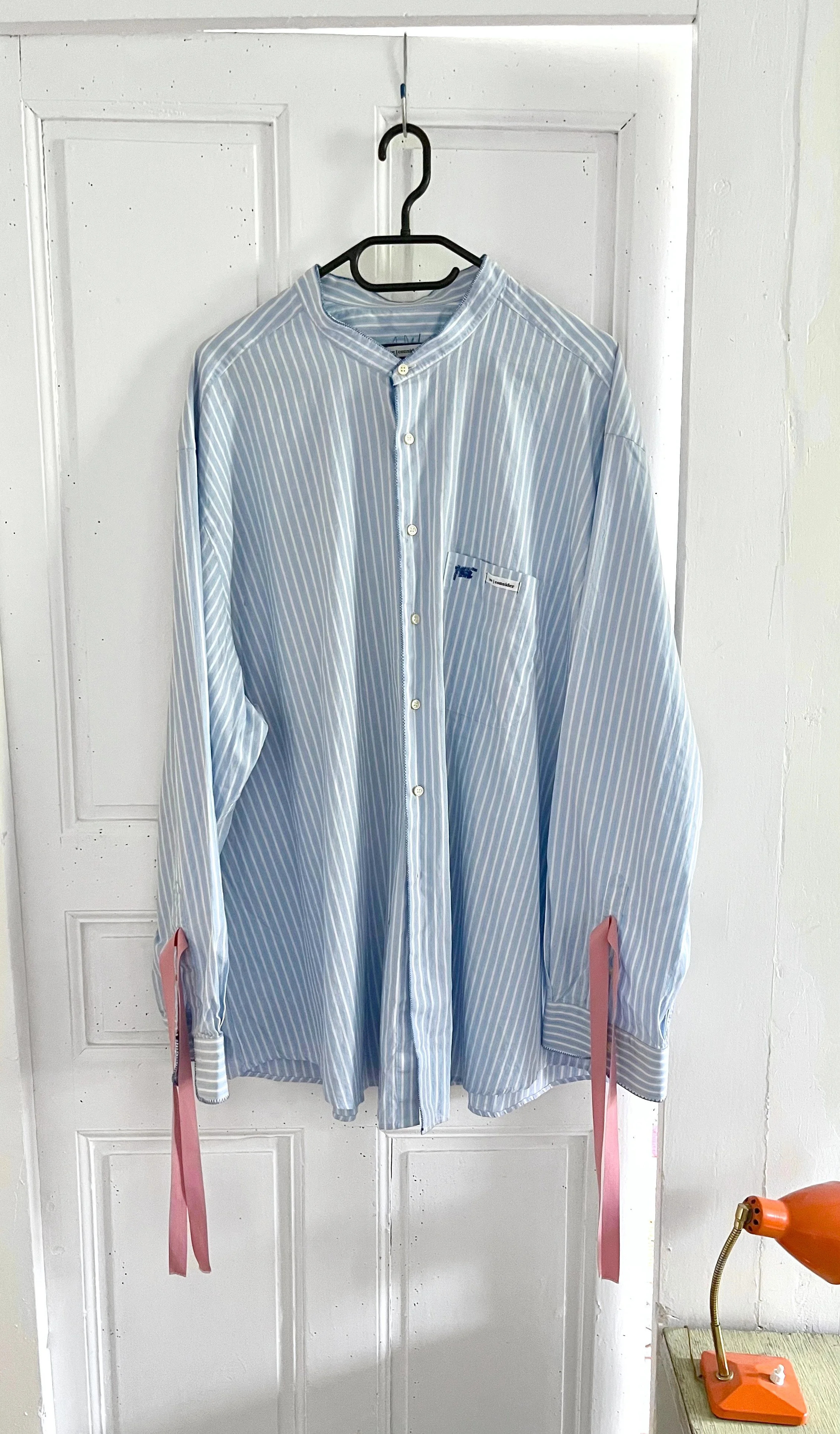 Striped shirt 007 Upcycled. Les fenêtres.