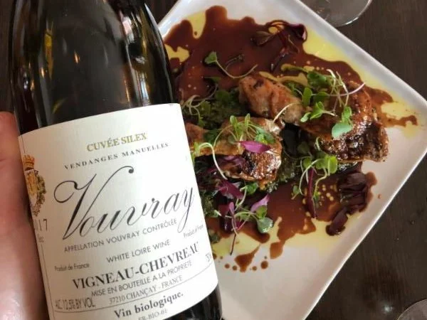 (SOLD OUT) Wine + Food Walk in the Old Port: The Loire Valley