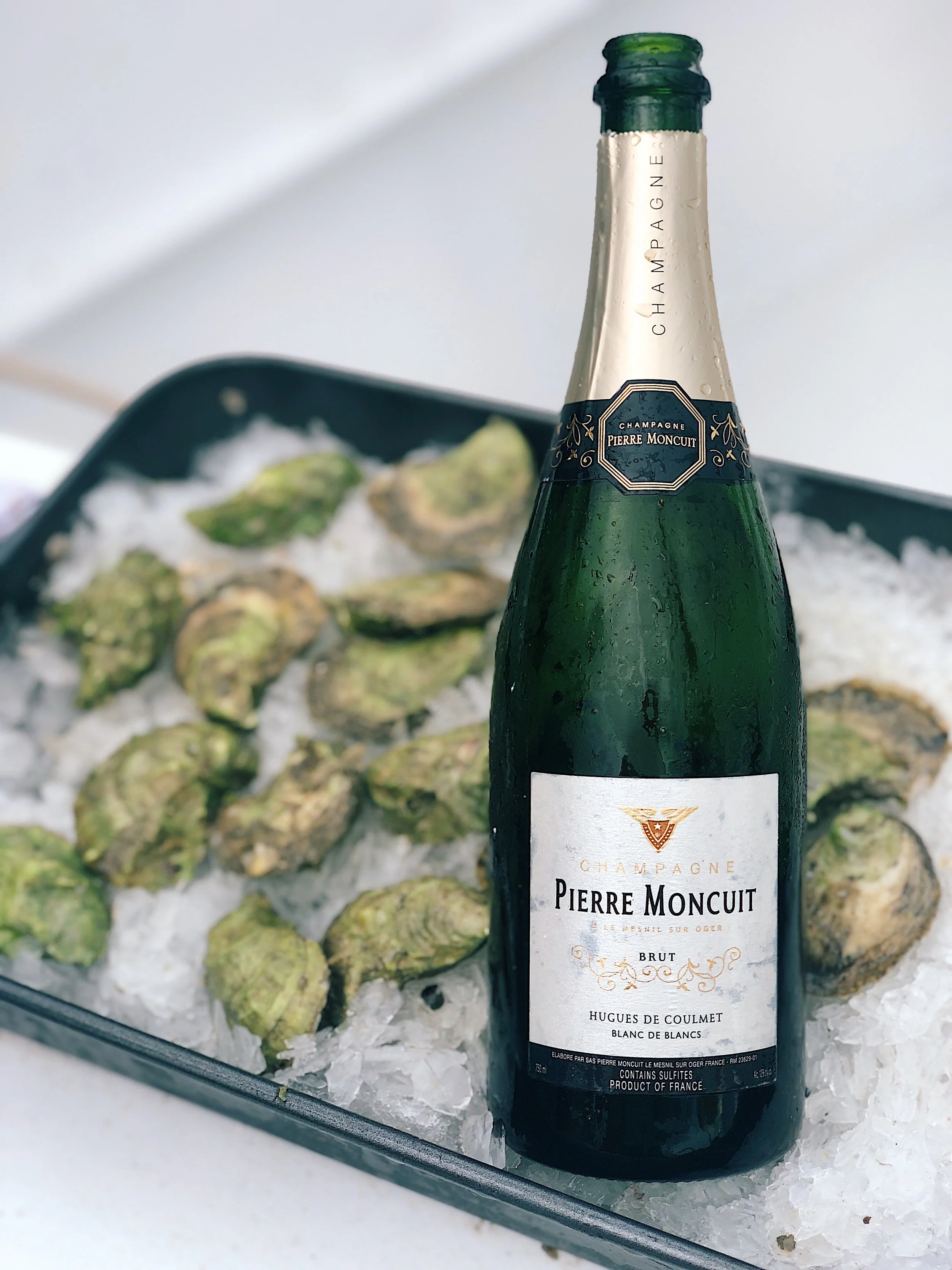 Champagne_sparkling_oyster_wine_wise_events_sail_portland_maine_oysters_.jpg