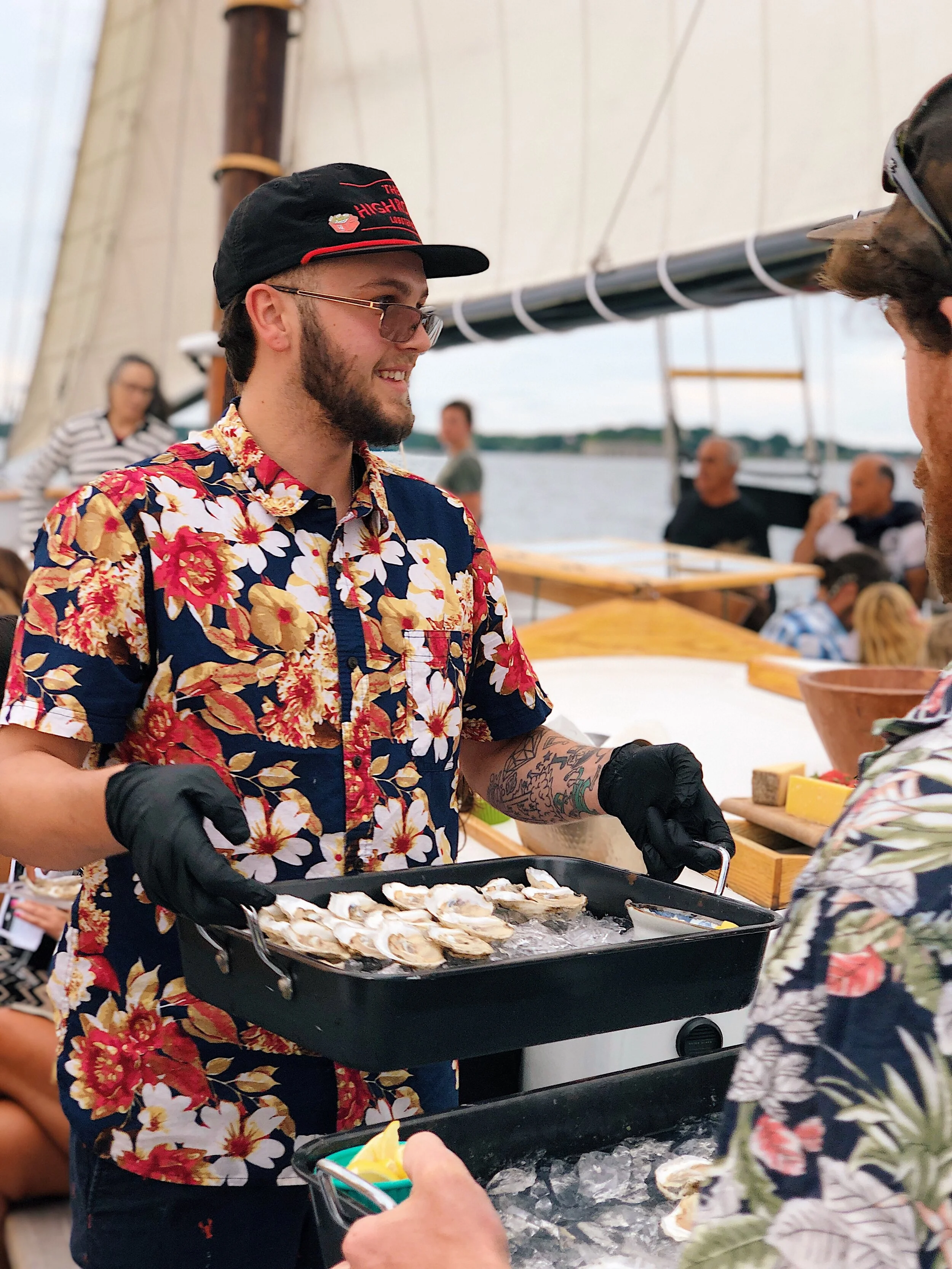 jake_oyster_wine_wise_events_wine_sail_winesail_sunset.jpg