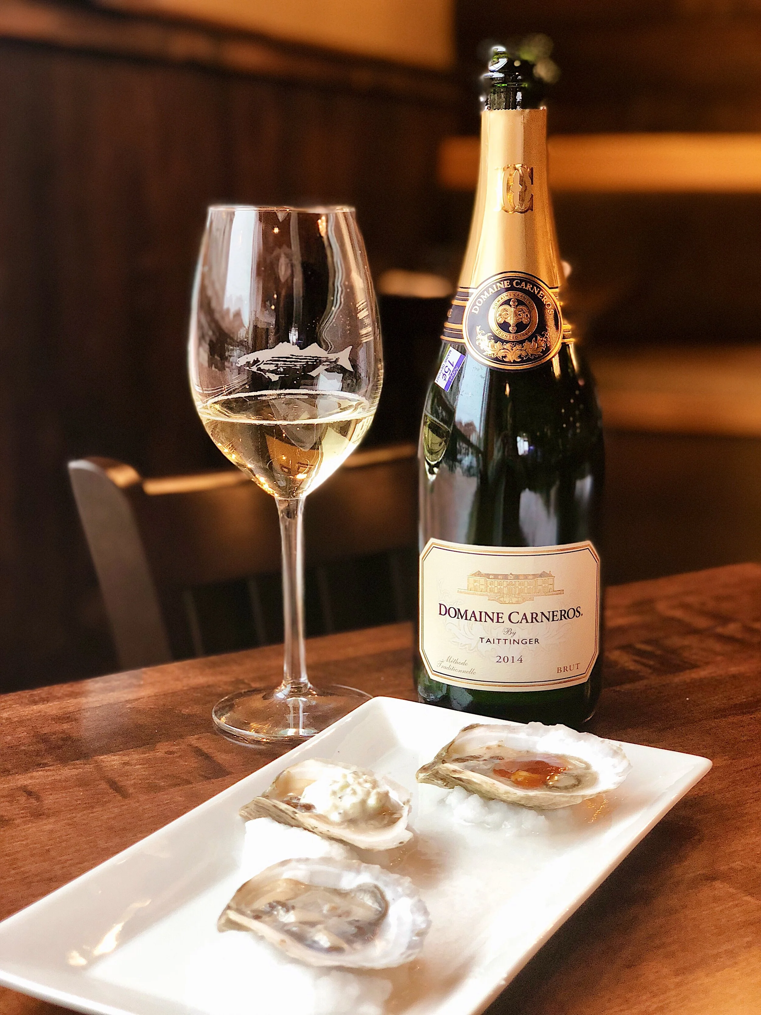 (SOLD OUT) Wine + Oysters Walk 